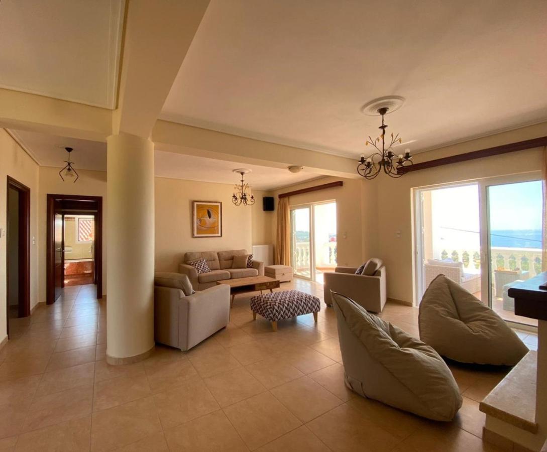 Villa Kourkoumelata
