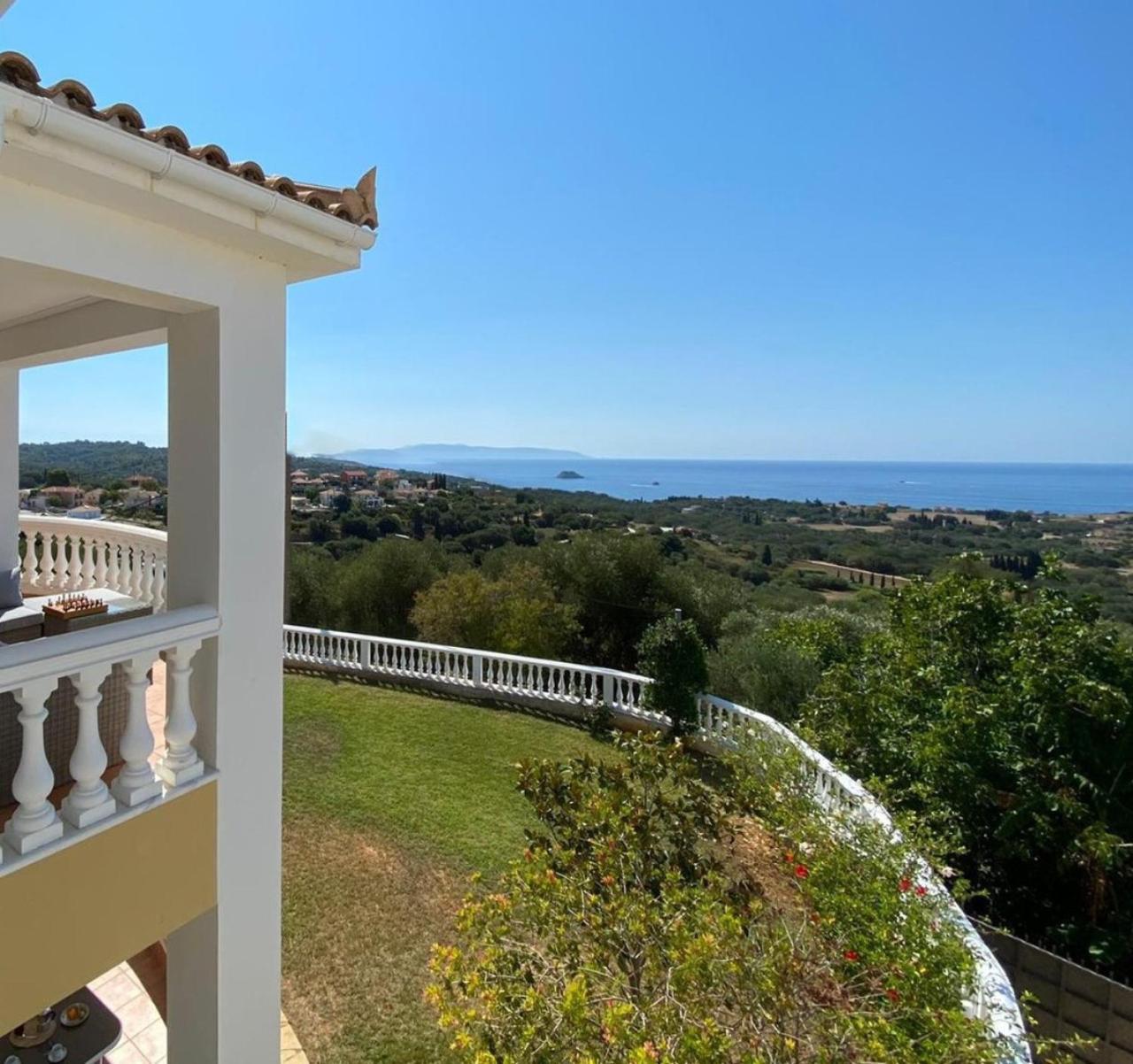 Villa Kourkoumelata