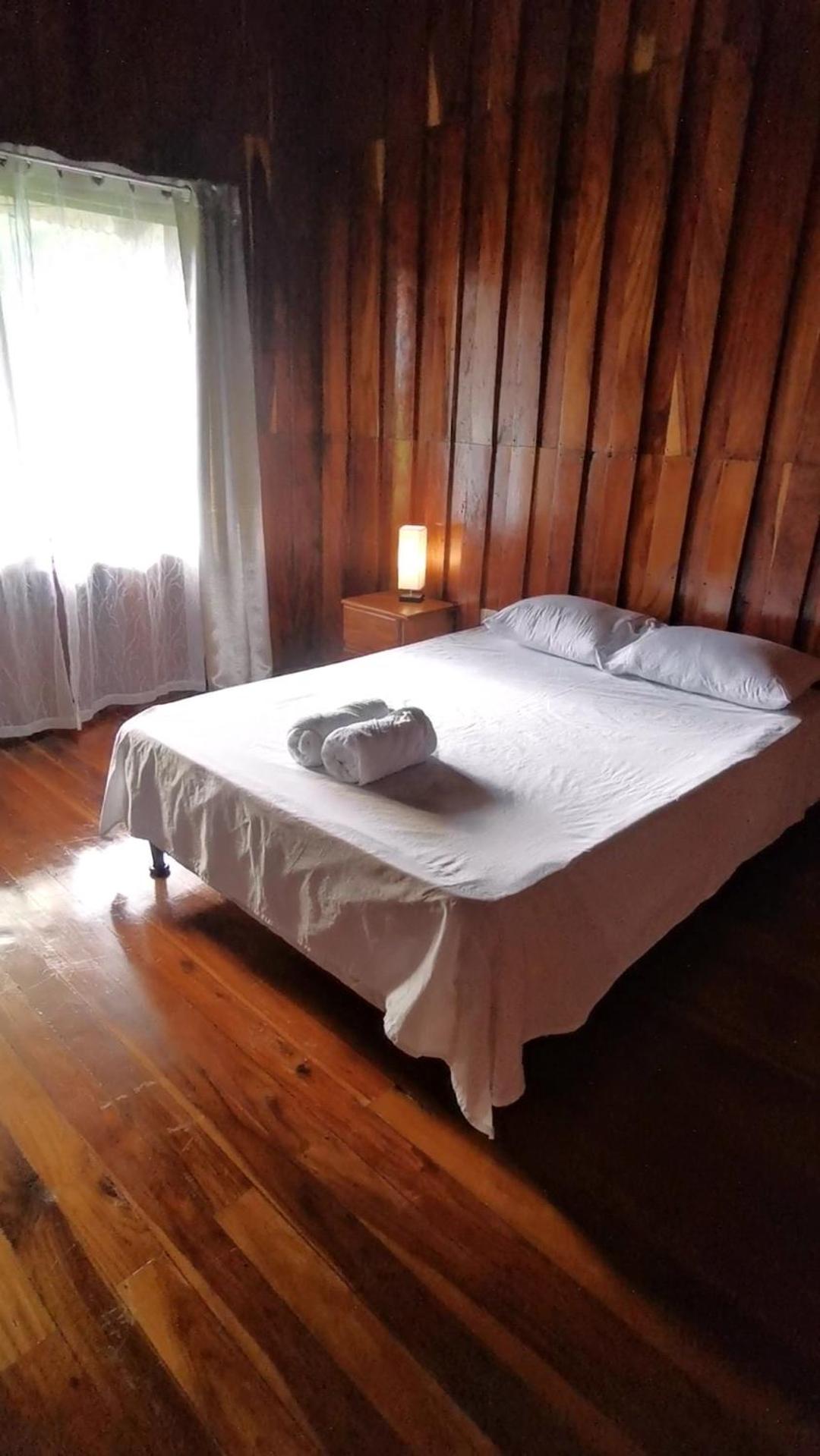 My Country House Paradise, Rio Celeste!