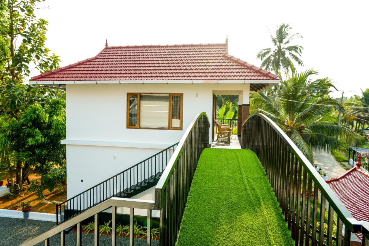 Coconut Palms Village Homestay