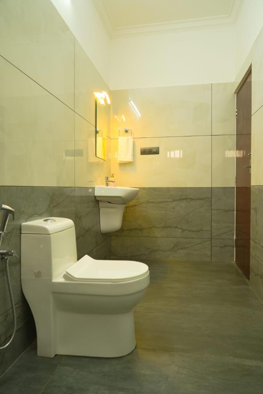 Coconut Palms Village Homestay