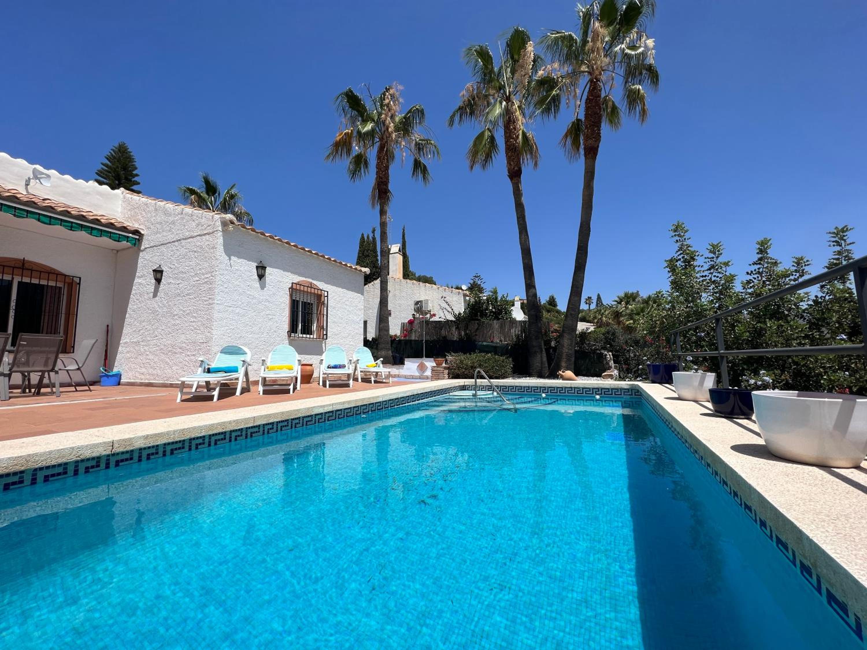 Cd-1383 Three Bedroom Villa With Pool