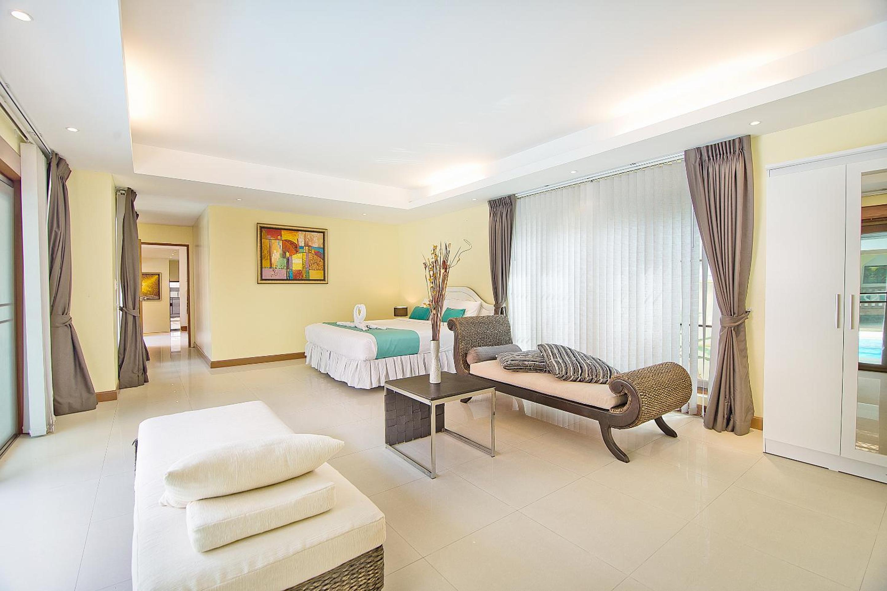 Tropicana Pool Villa