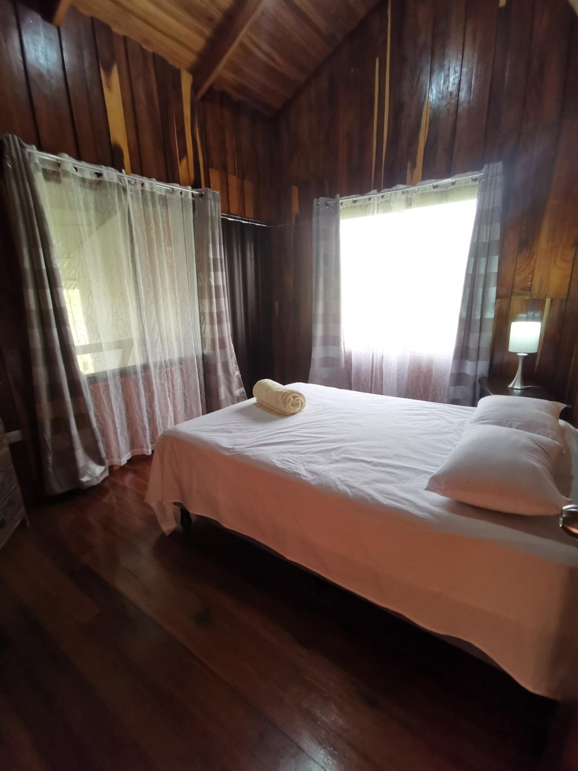 My Country House Paradise, Rio Celeste!
