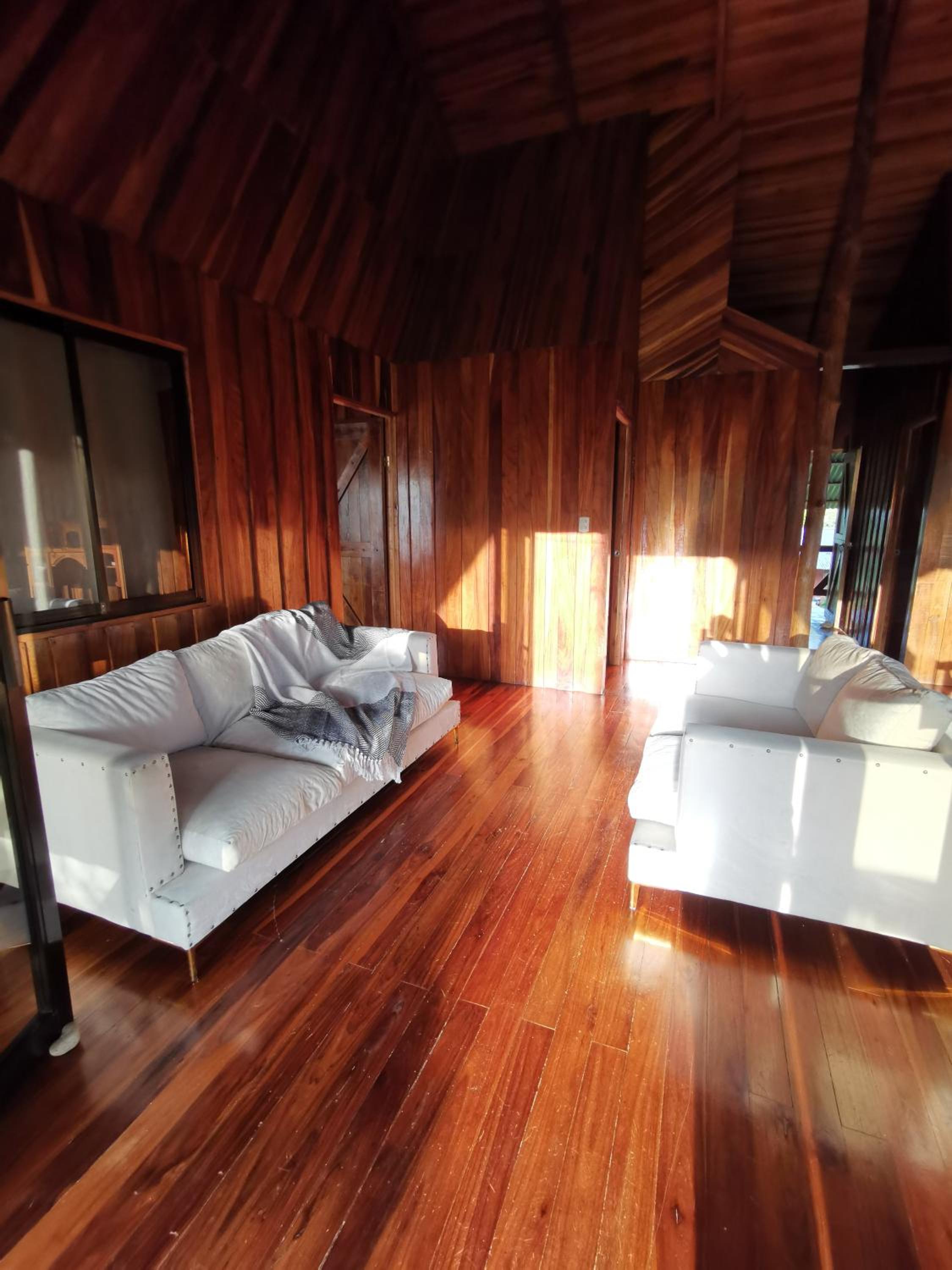 My Country House Paradise, Rio Celeste!
