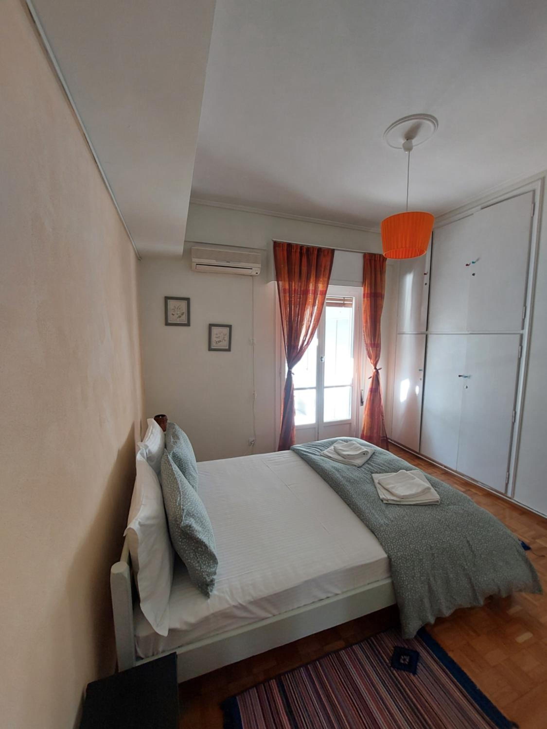 Retro Stay Athens