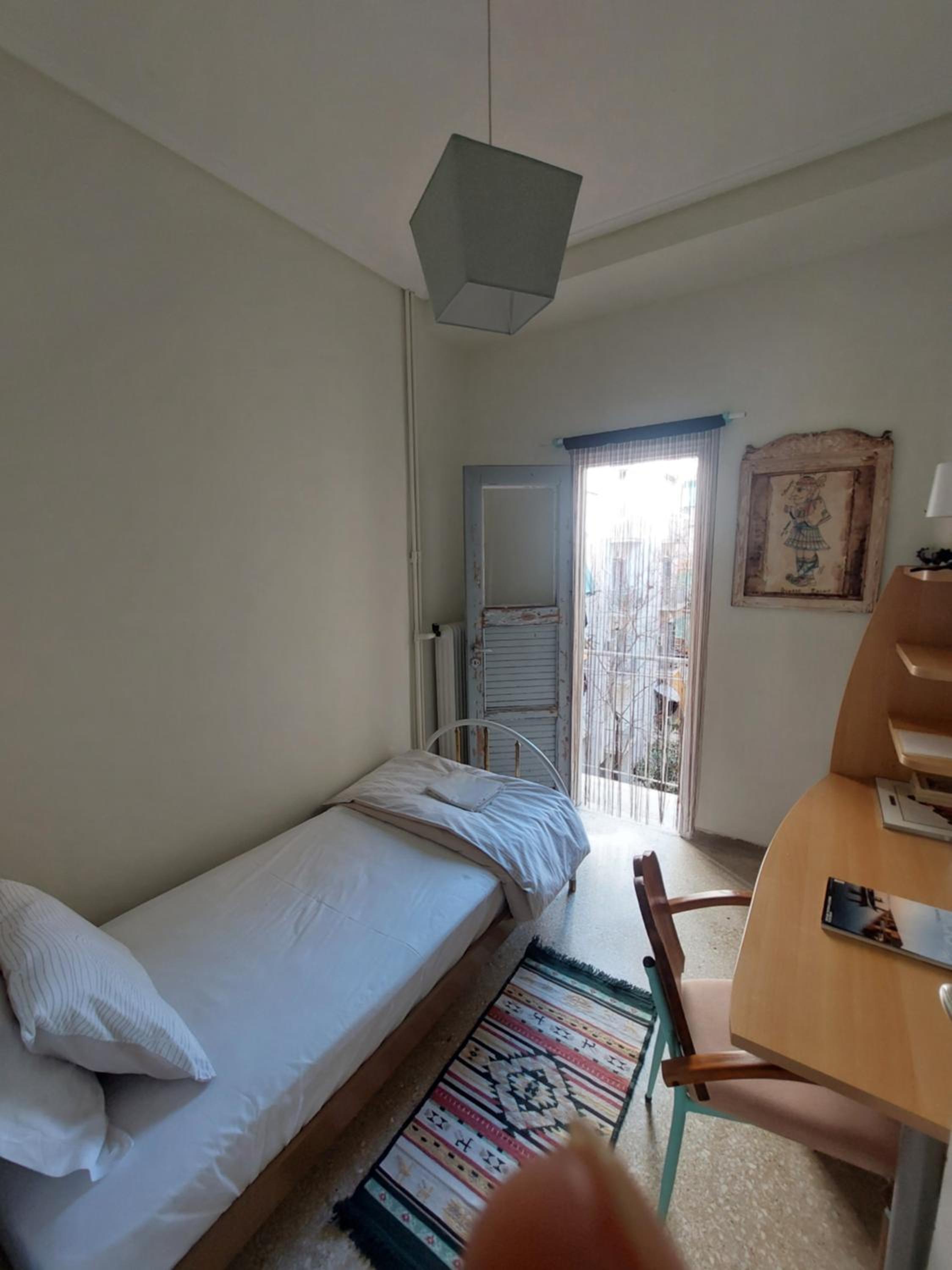 Retro Stay Athens