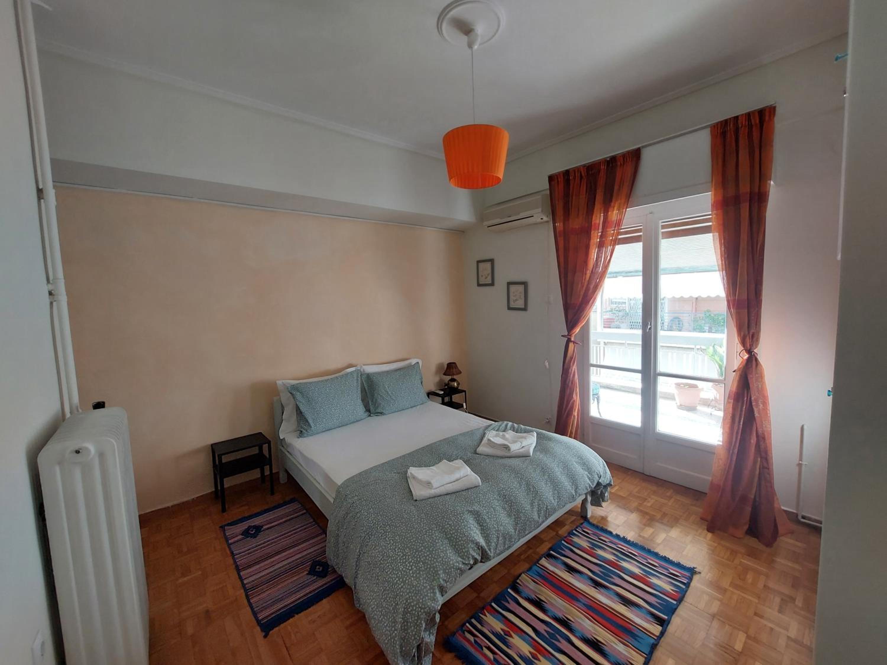 Retro Stay Athens