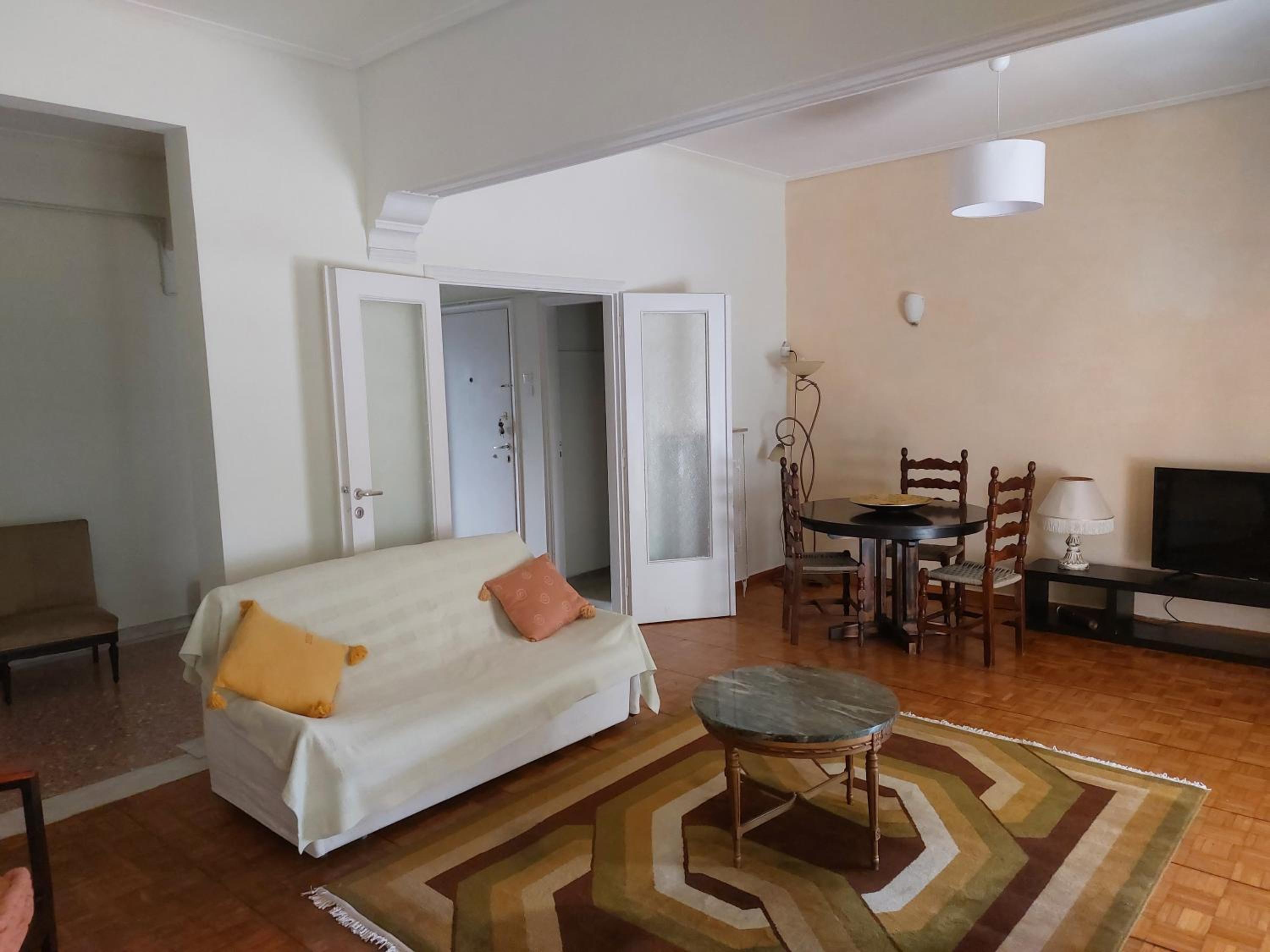 Retro Stay Athens