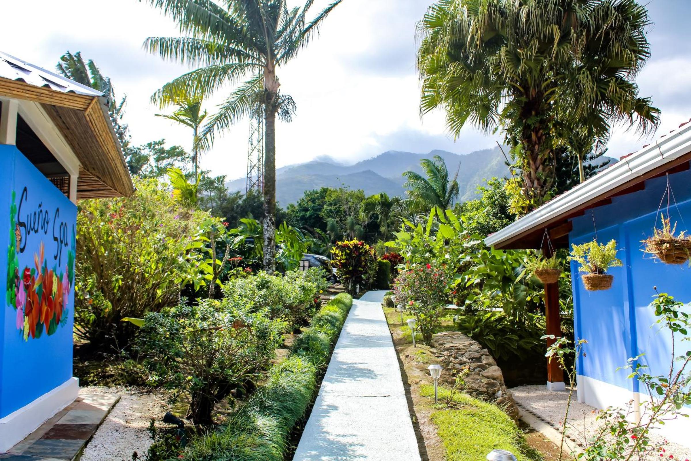 Hotel Sueño Río Celeste Boutique B&B - Image 1