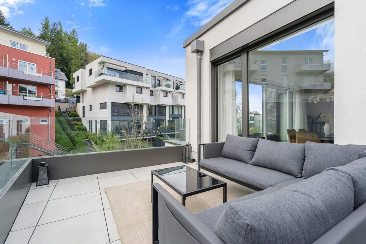 Luxury 2BR, Free Parking, Balcony view 3