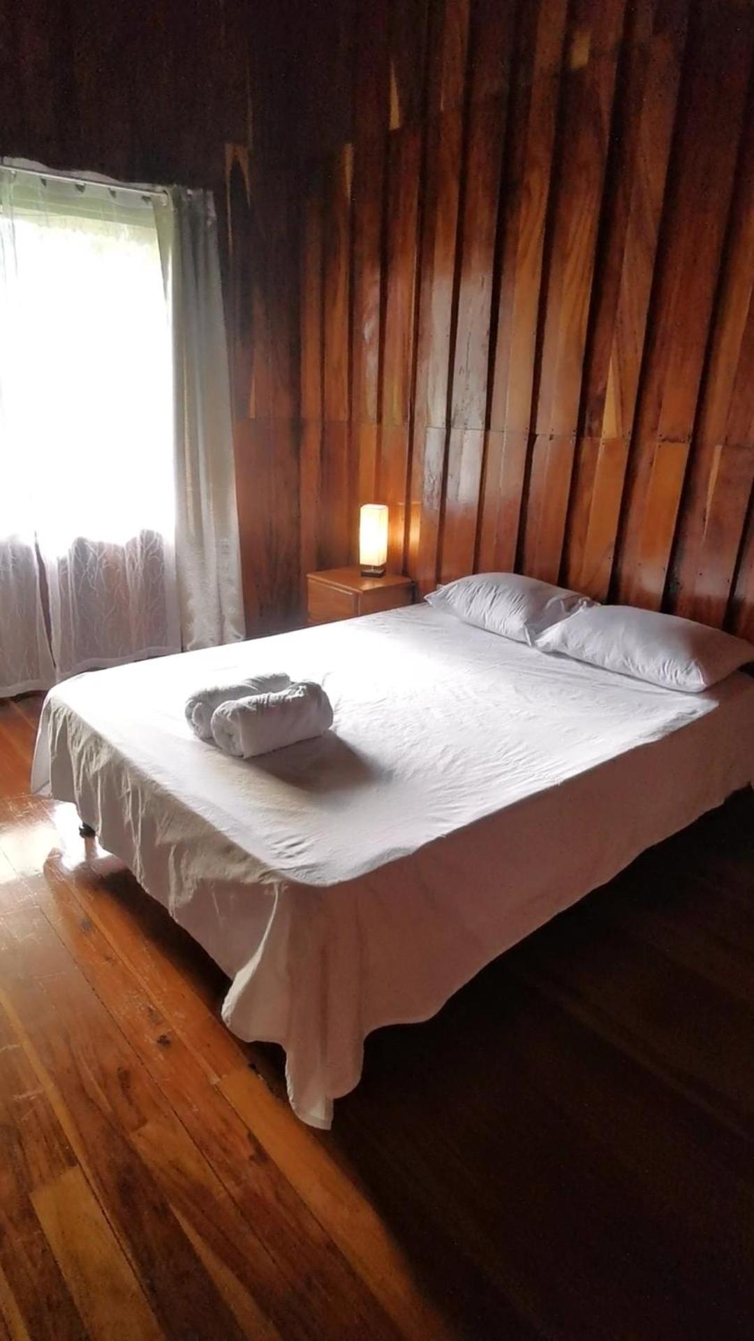 My Country House Paradise, Rio Celeste!