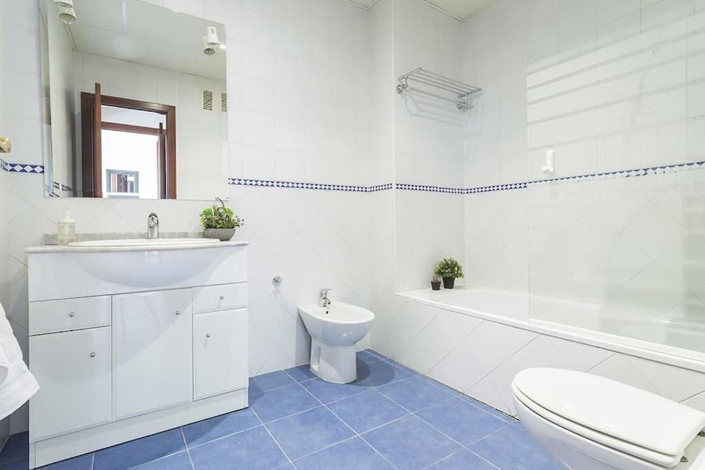 Apartamento EL MIRADOR, recepción 24 h, piscina, wifi y parking interior view 2