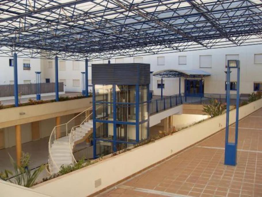 Apartamento EL MIRADOR, recepción 24 h, piscina, wifi y parking interior view 5