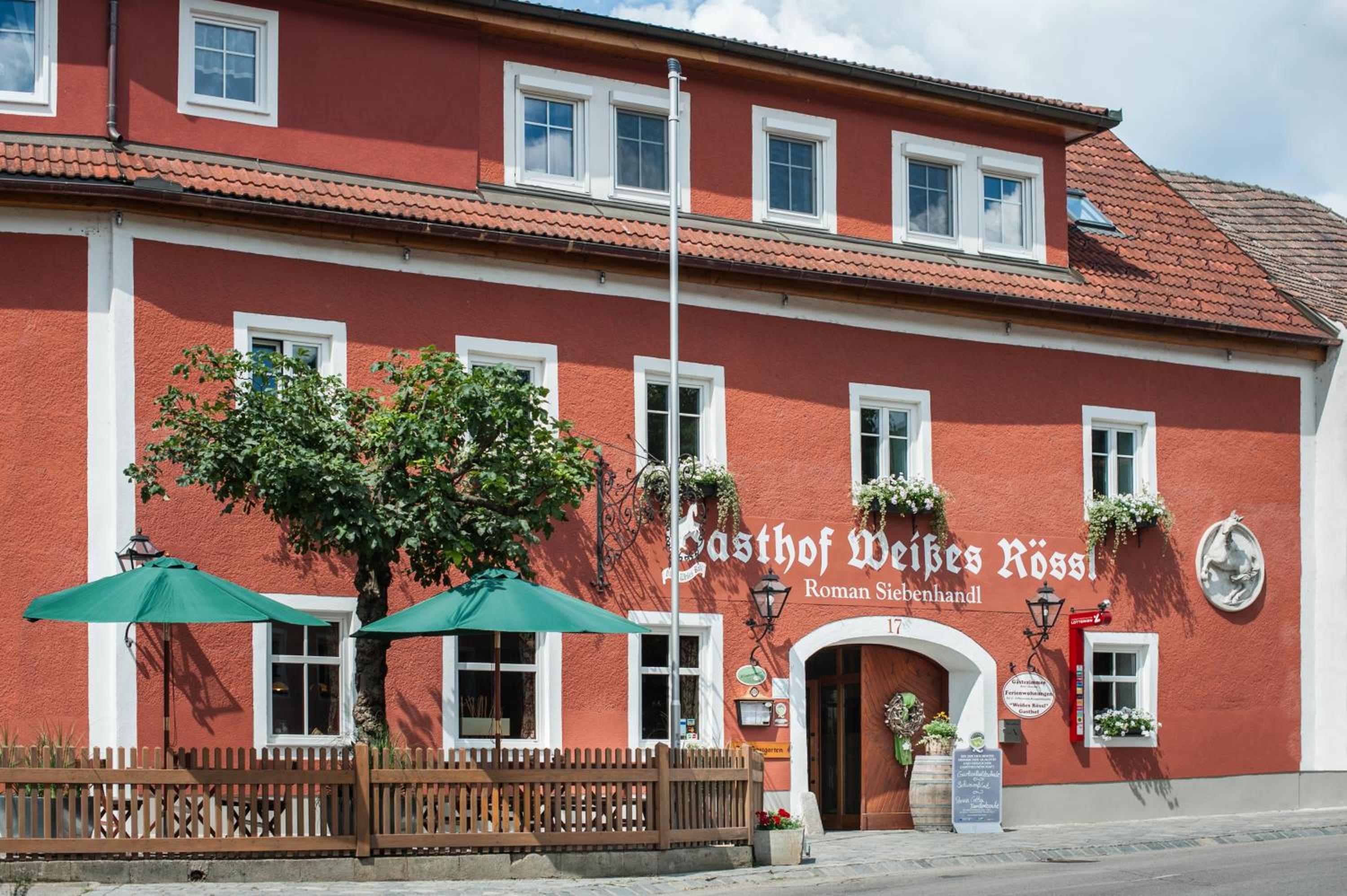 Hotel Gasthof Weißes Rössl - Image 1