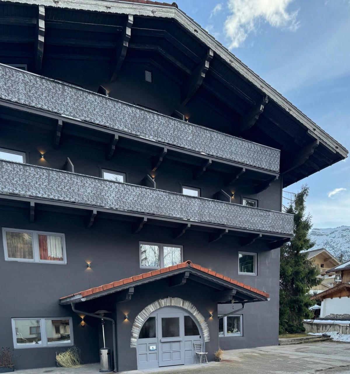 Two Brothers Inn