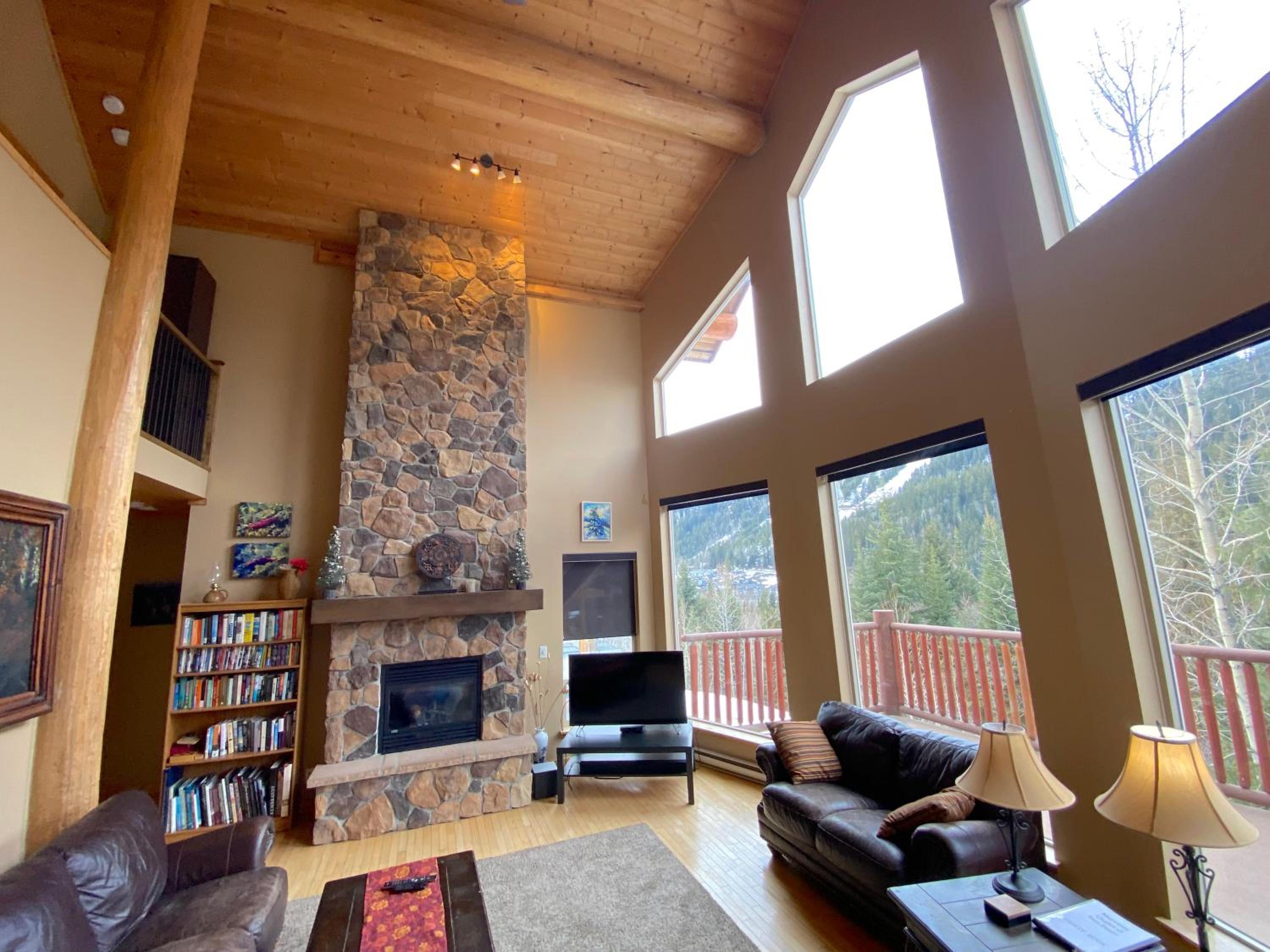 Morrisey Chalet at Sun Peaks