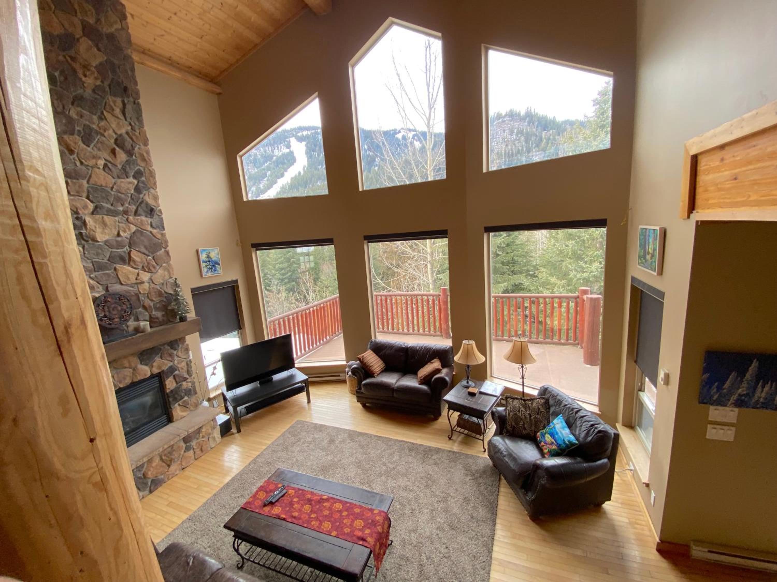 Morrisey Chalet at Sun Peaks
