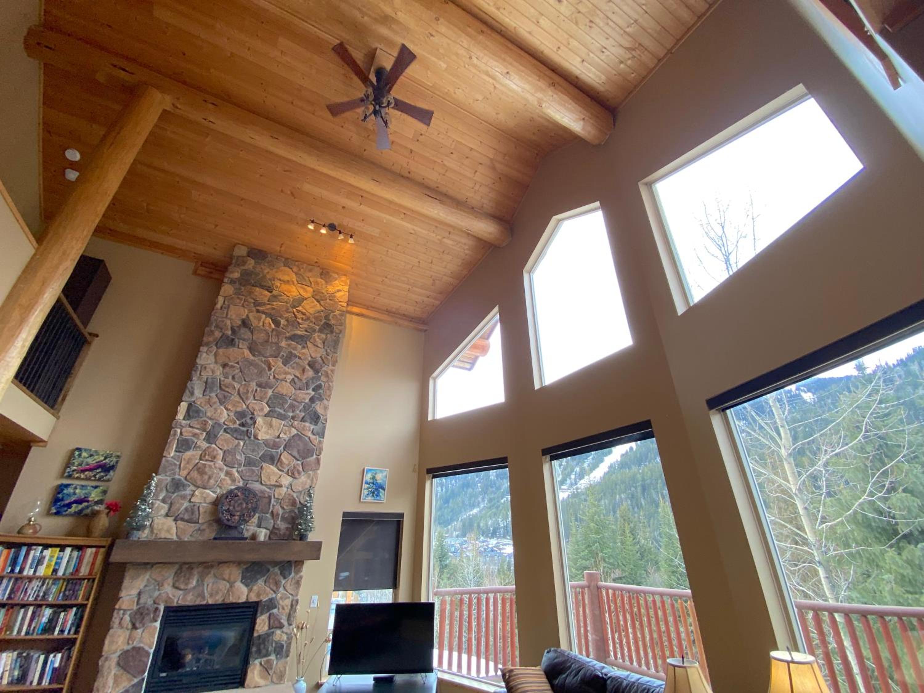 Morrisey Chalet at Sun Peaks