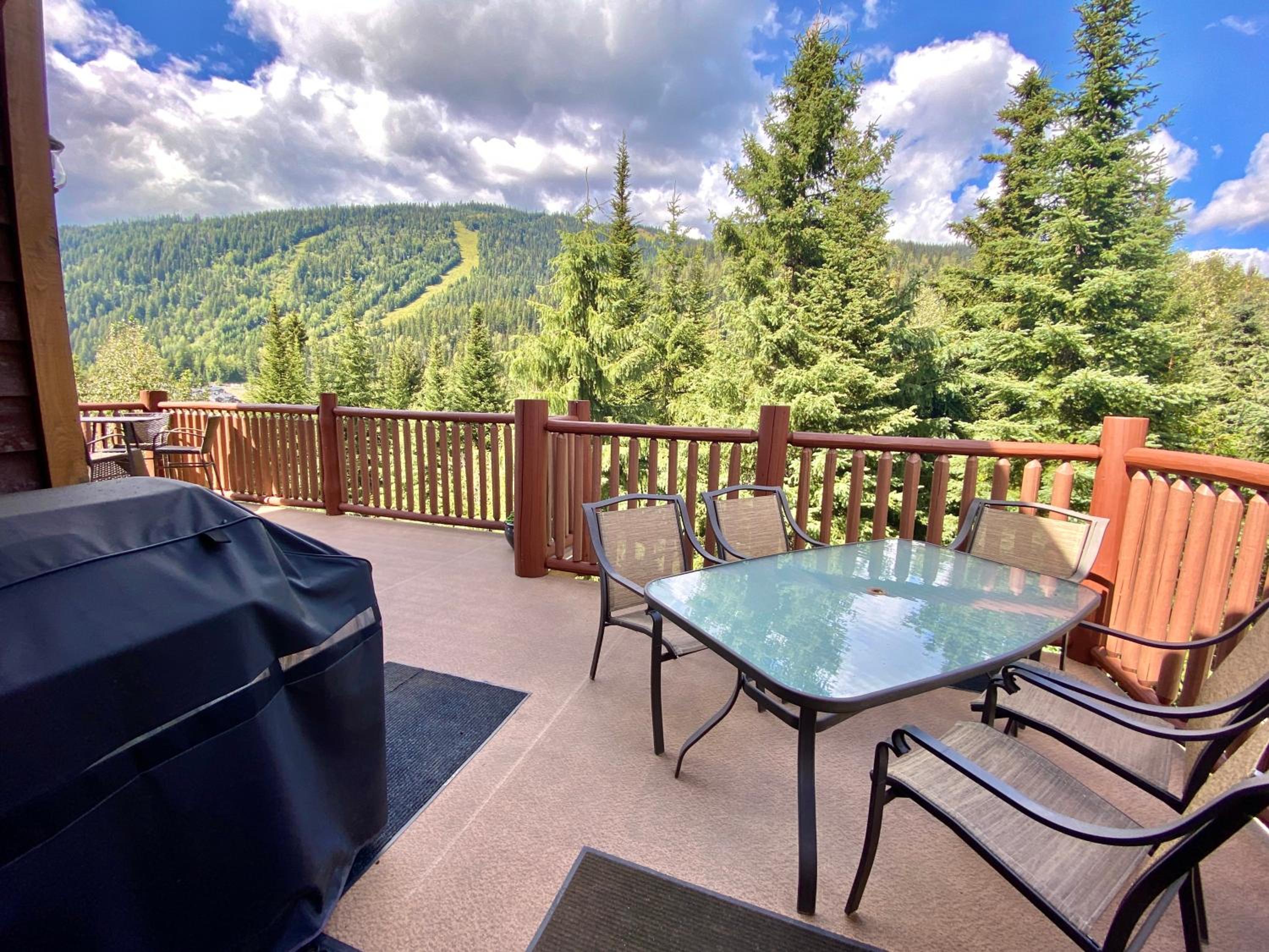 Morrisey Chalet at Sun Peaks
