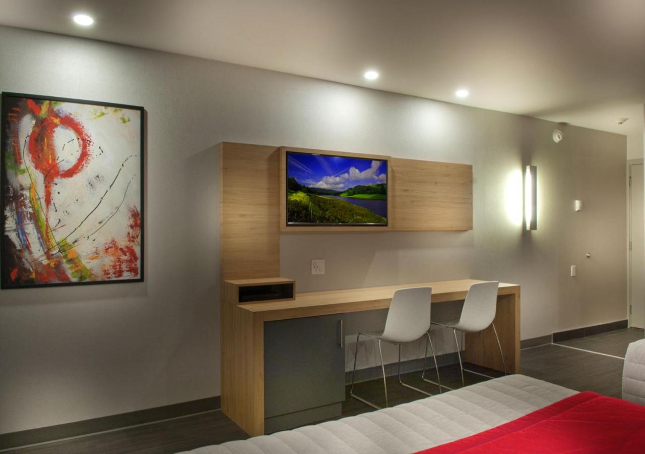 Montreal Vacations - Motel Ideal Ste-Rose - Property Image 4