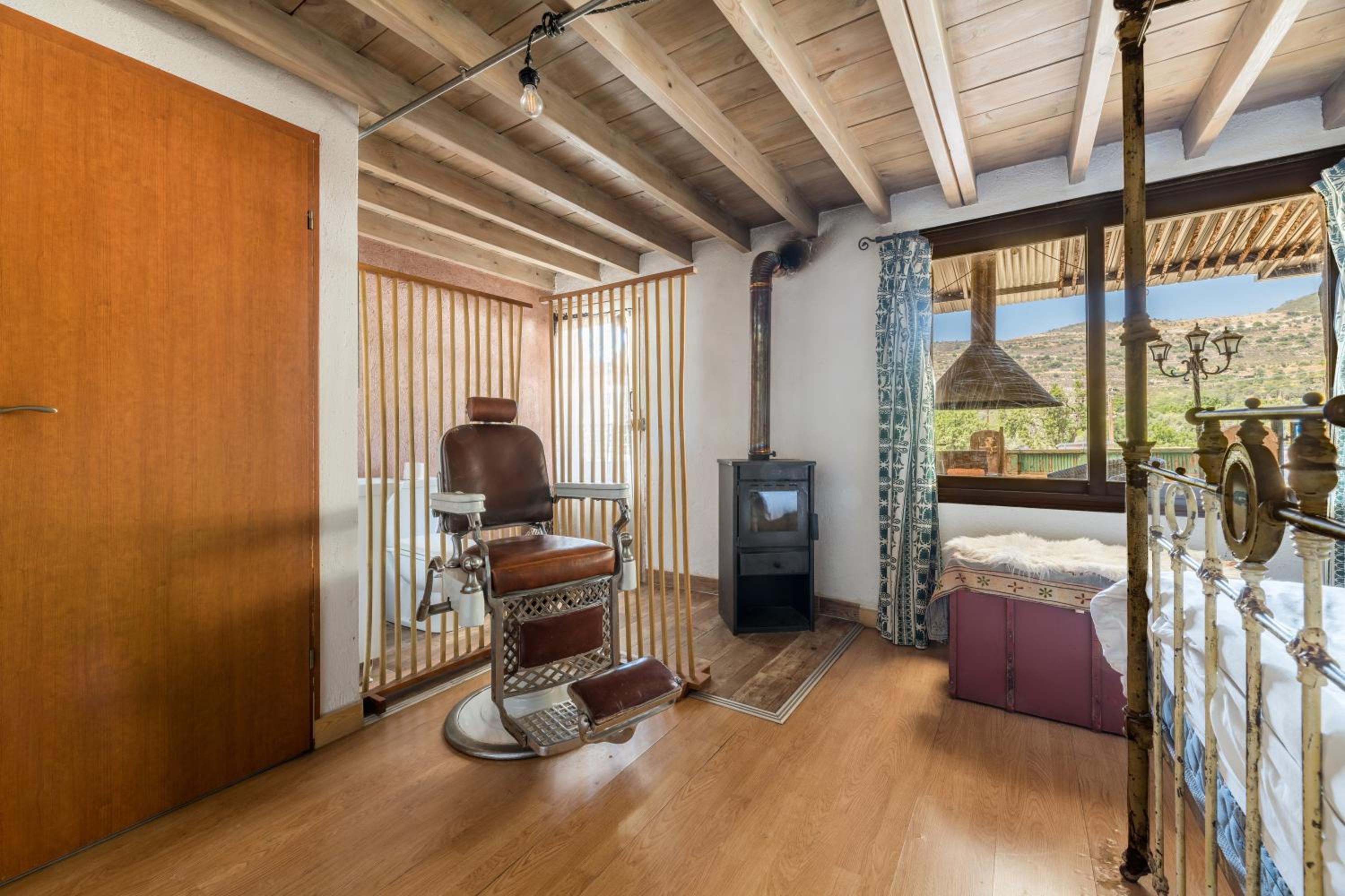 Rozana House