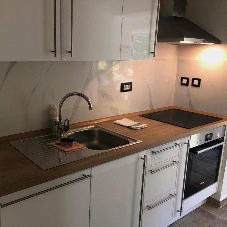 Lilium Apartments