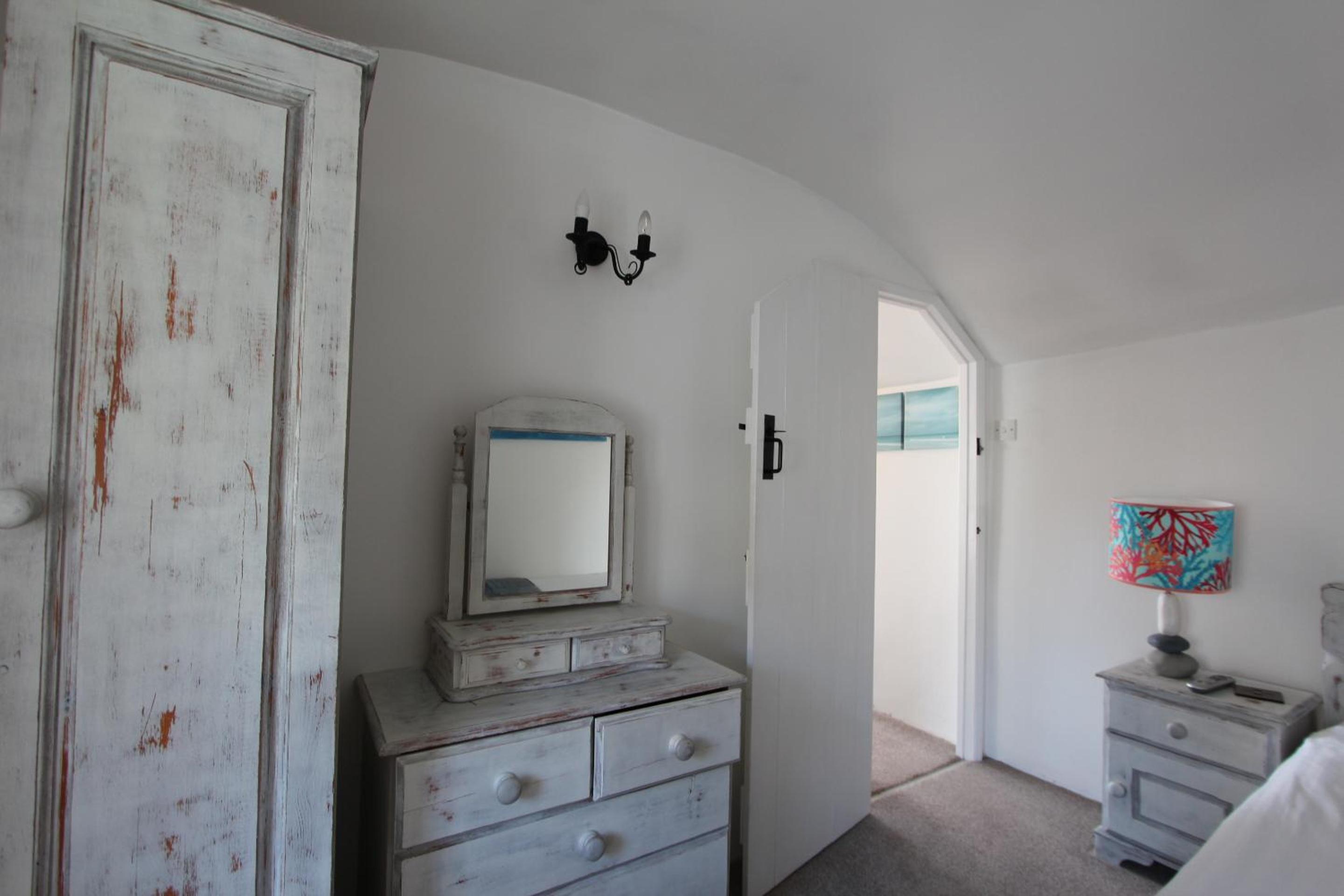Ginentonic Cottage