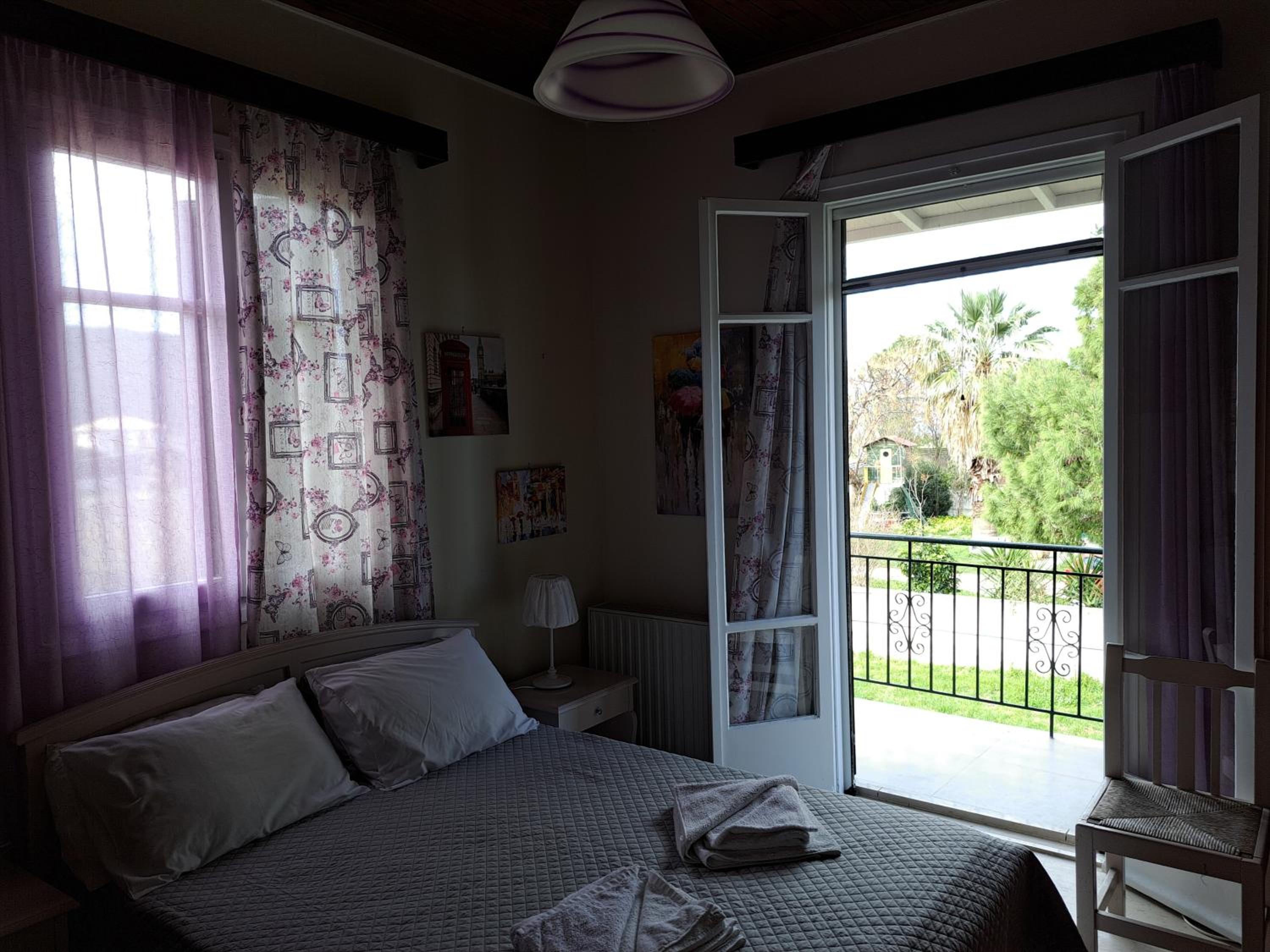 Photo 43