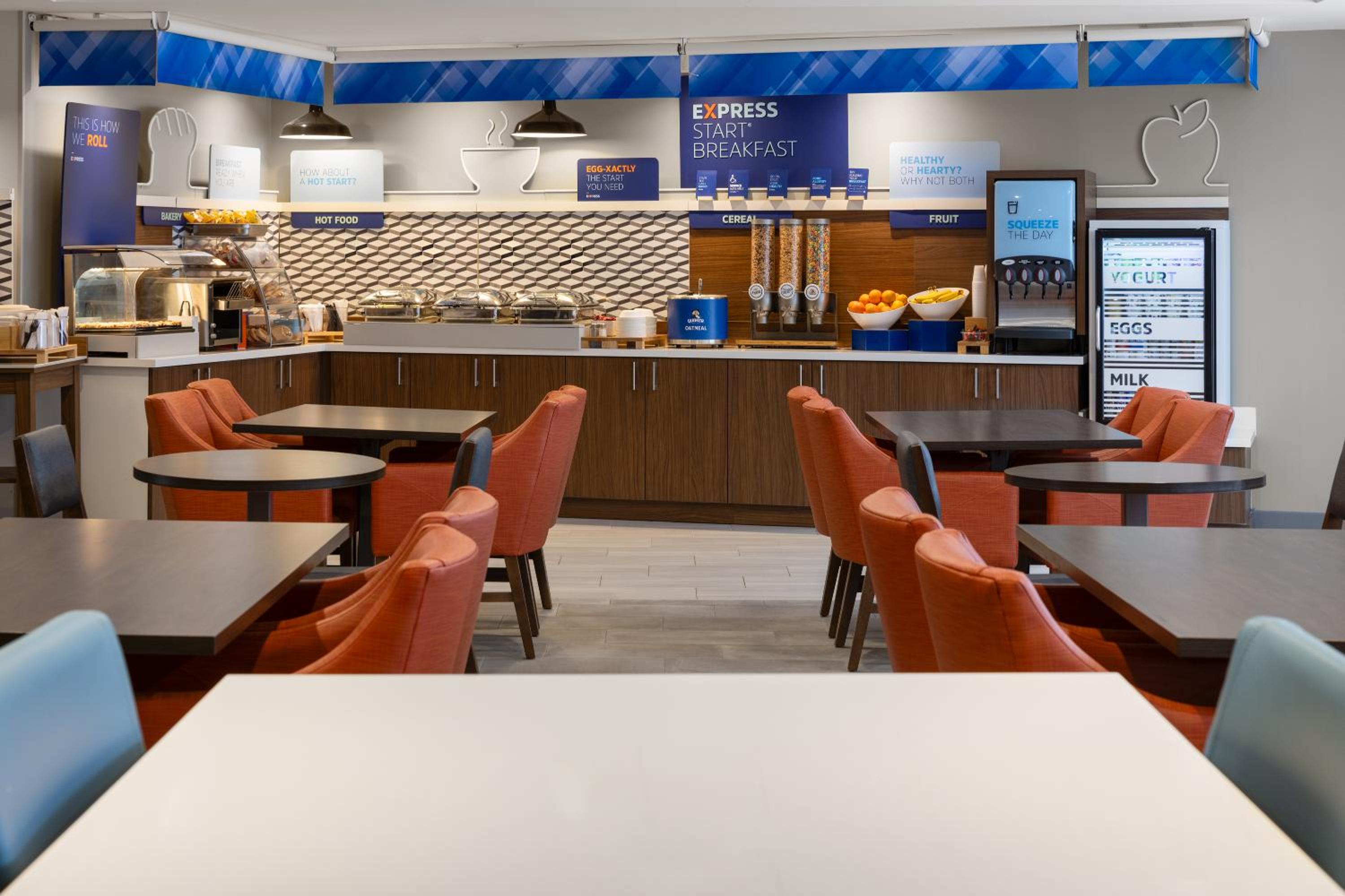 Brattleboro Vacations - Holiday Inn Express Hotel  Suites Brattleboro, an IHG Hotel - Property Image 53