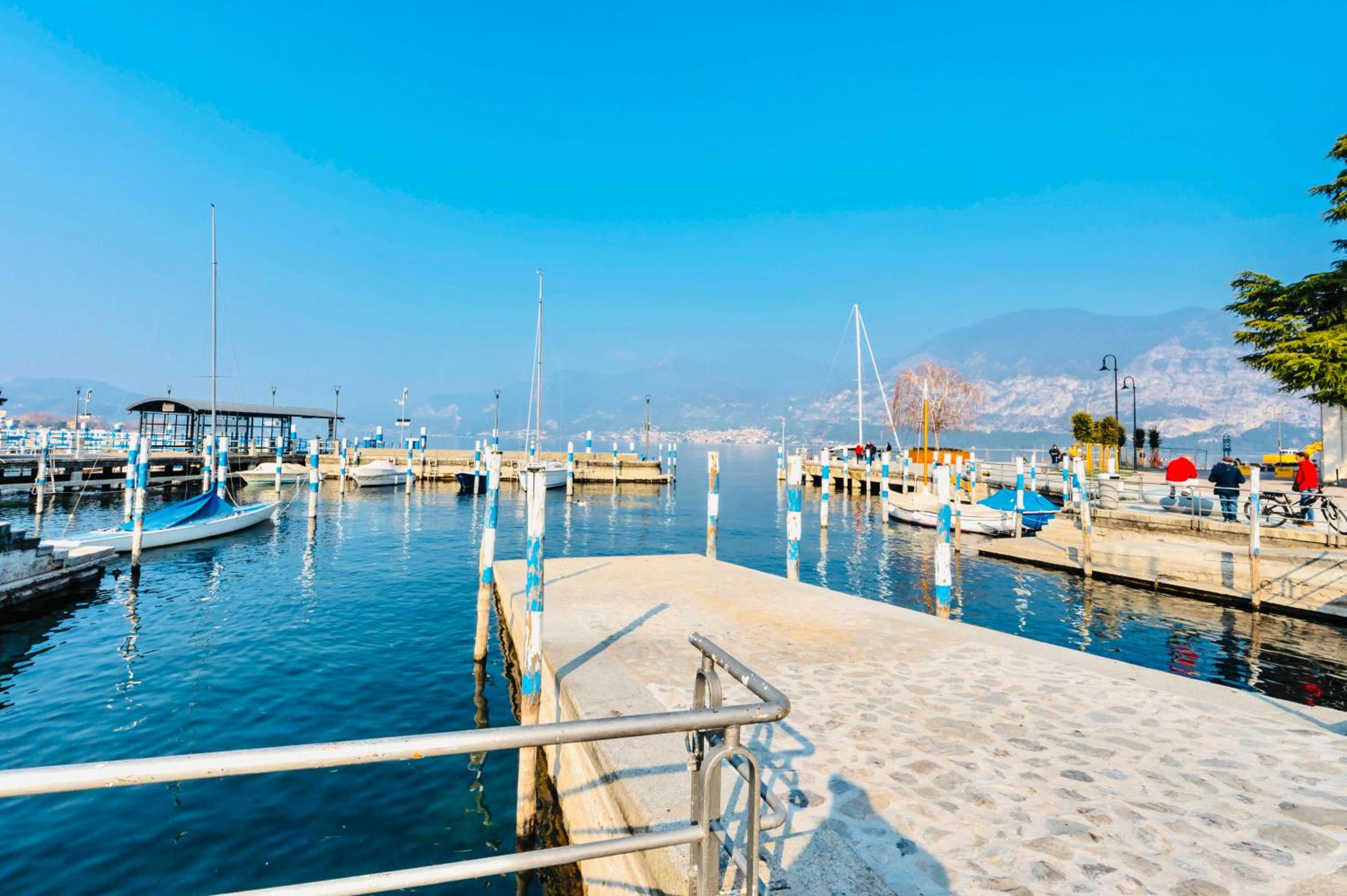 Design Apartment in Iseo Old Town with Private Parking and AC view 3