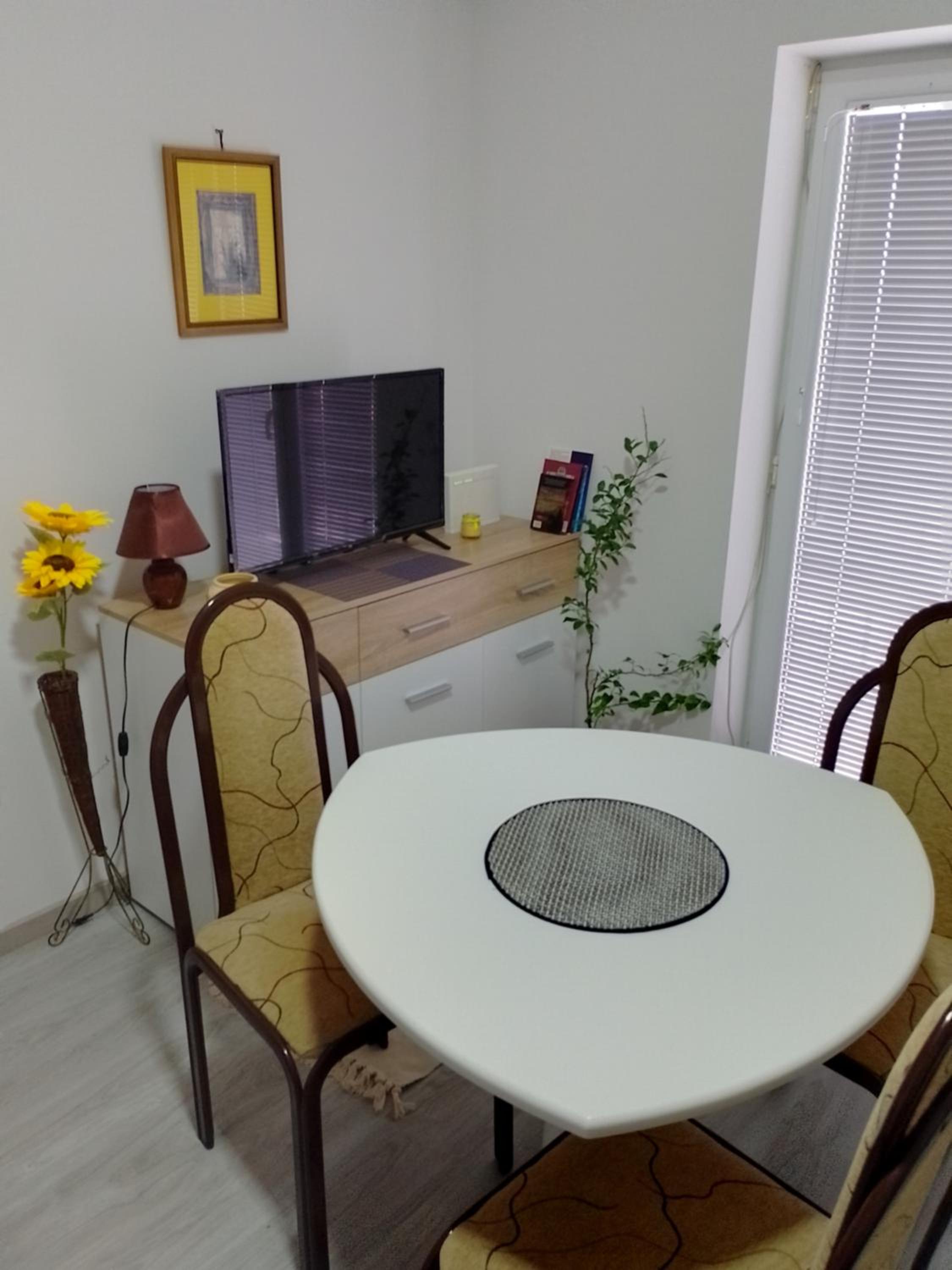 Photo 34