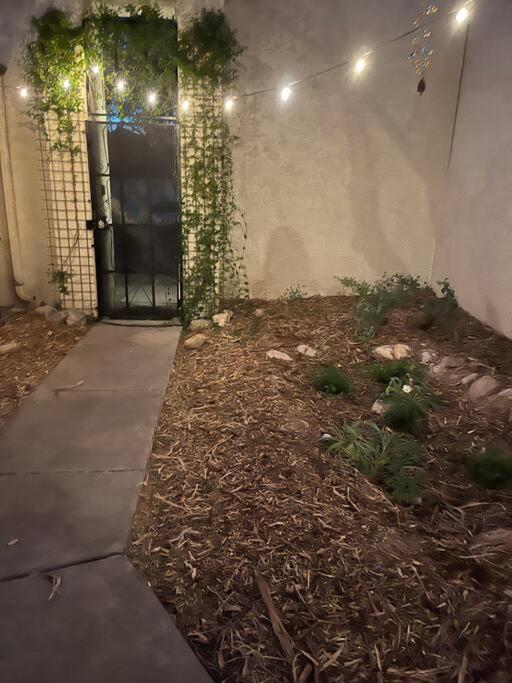 Casa Gallego - peaceful private westside home