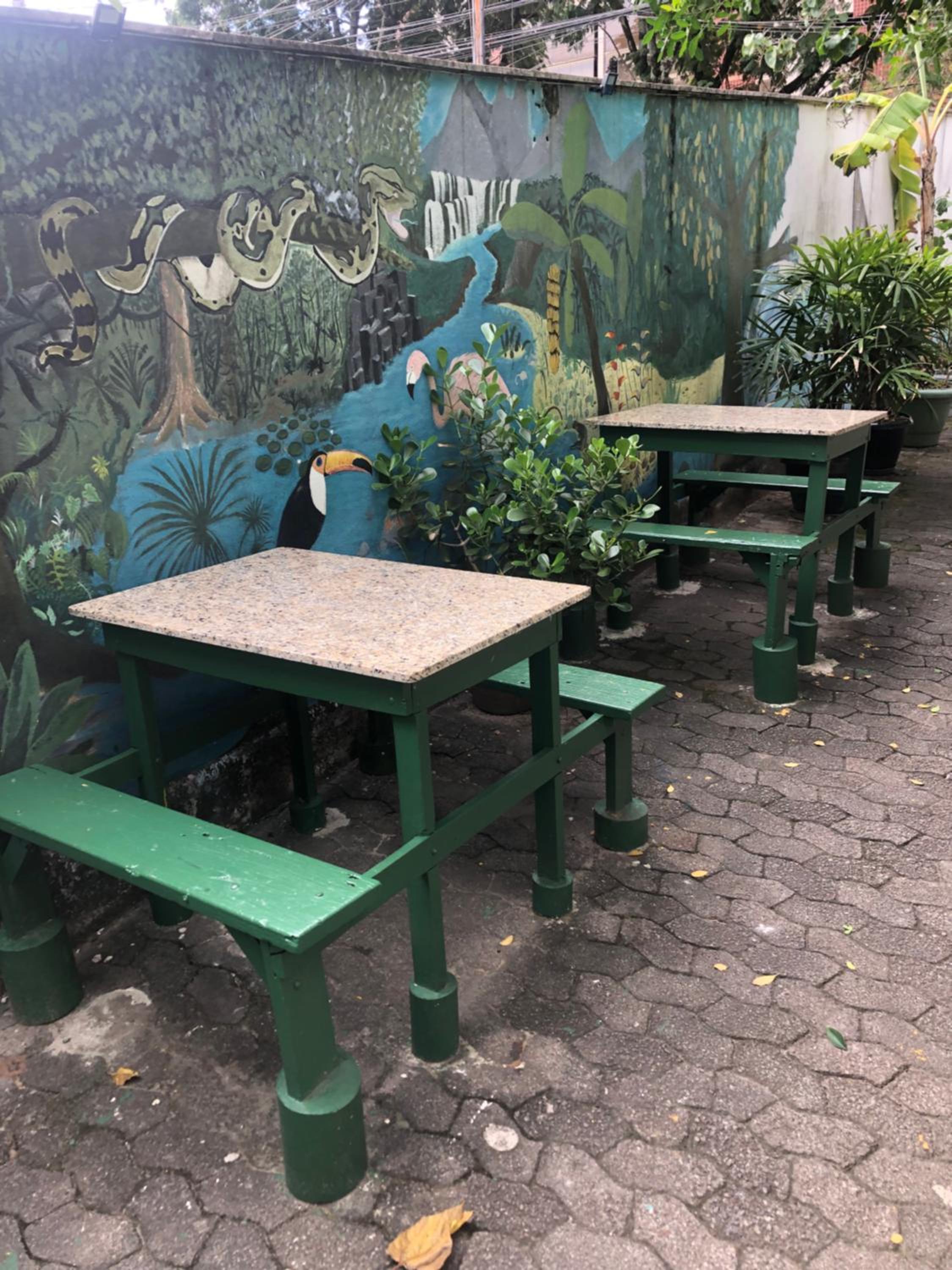 Onça da Praia Hostel