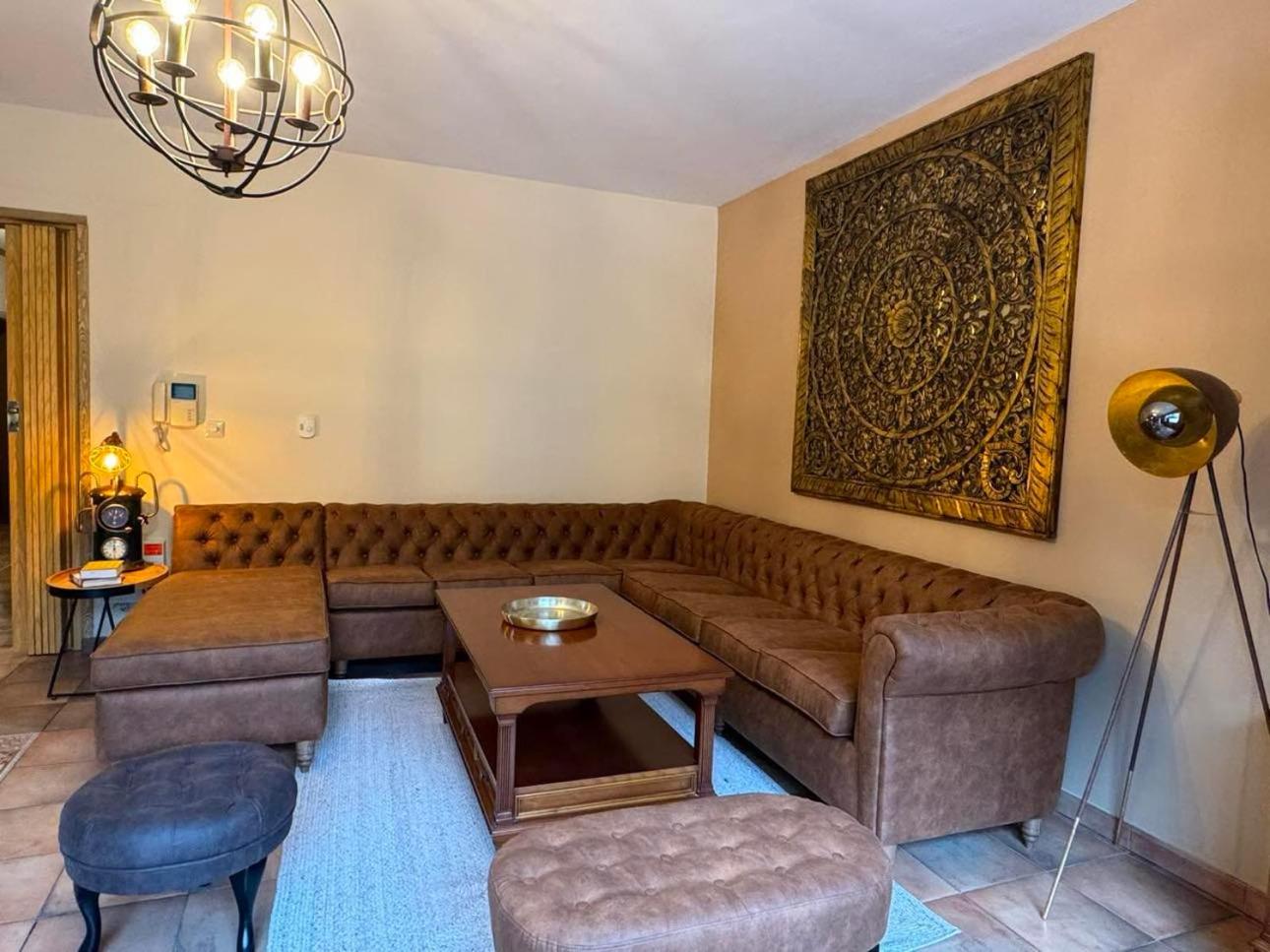 Villa Boyana City & Relax with Hot Jacuzzi and Sauna by BookVillaBG