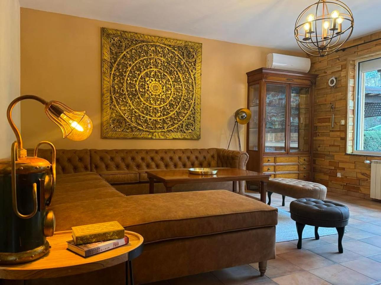 Villa Boyana City & Relax with Hot Jacuzzi and Sauna by BookVillaBG