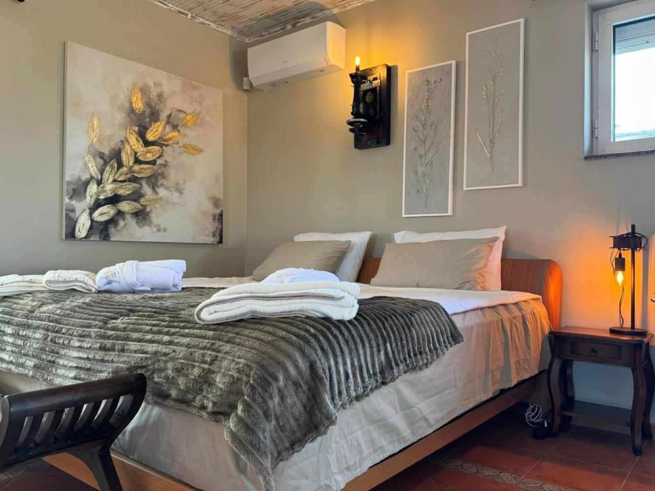 Villa Boyana City & Relax with Hot Jacuzzi and Sauna by BookVillaBG