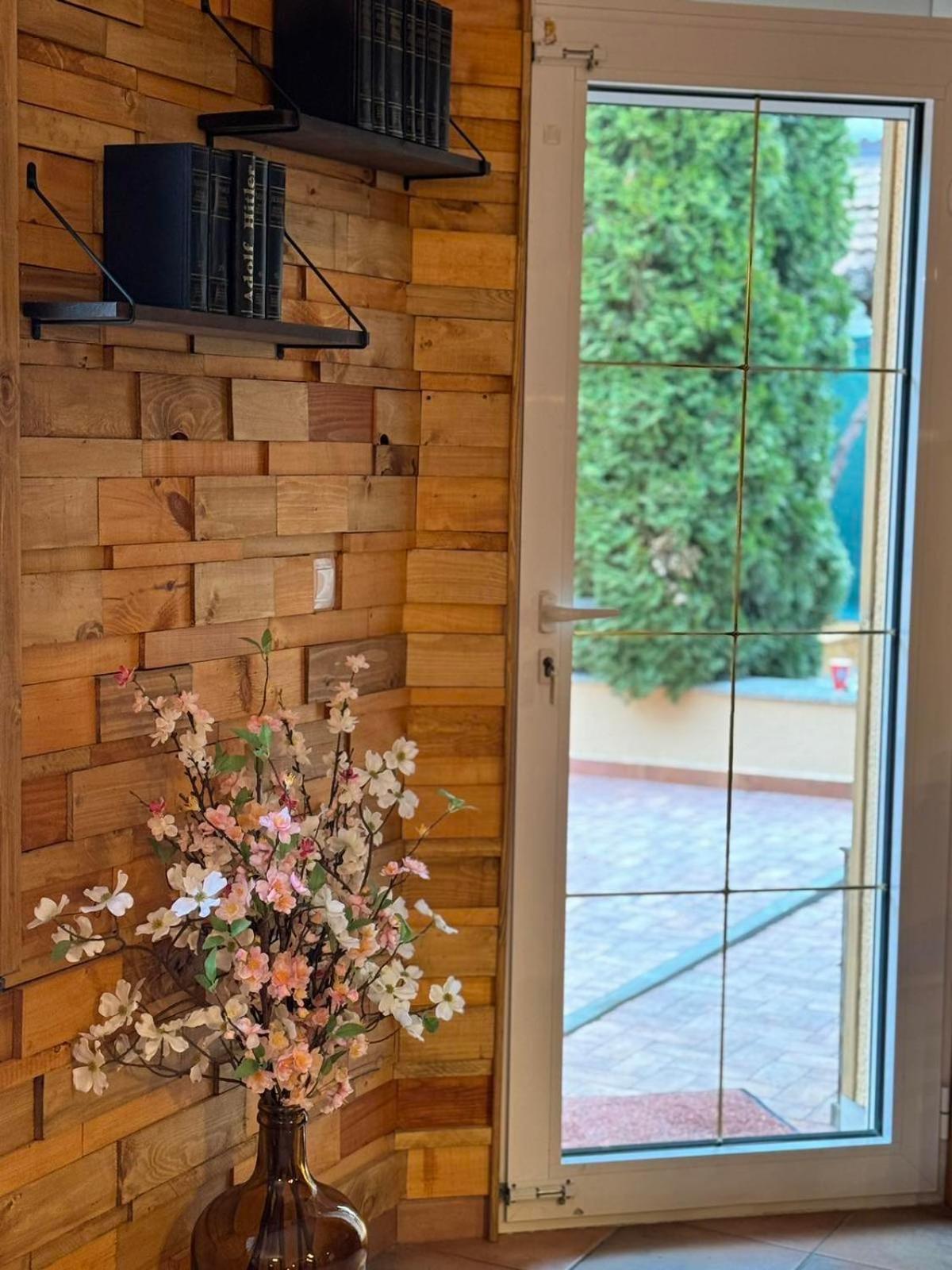 Villa Boyana City & Relax with Hot Jacuzzi and Sauna by BookVillaBG