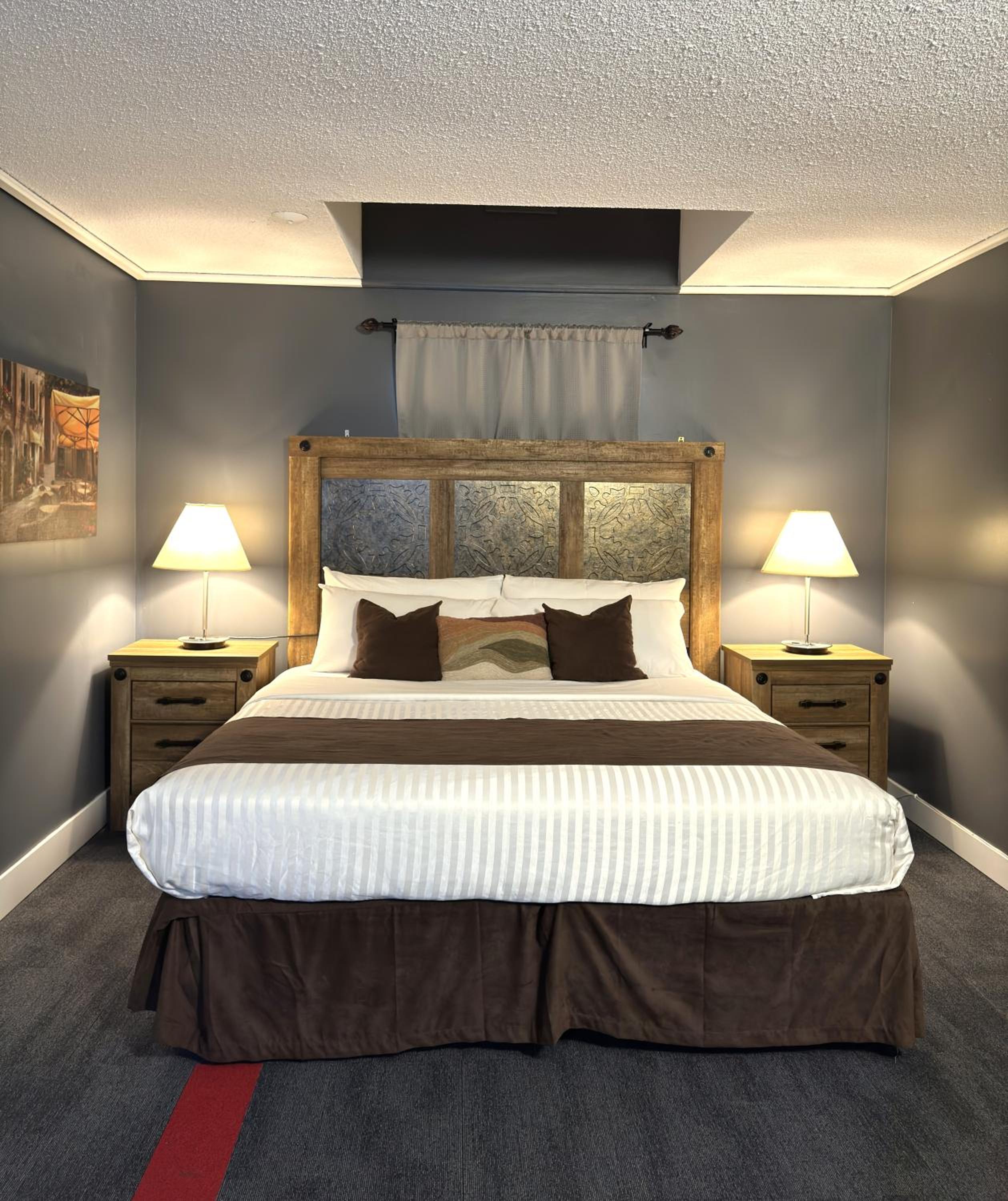 Vernon Vacations - Divya Sutra Plaza and Conference Centre, Vernon, BC - Property Image 6