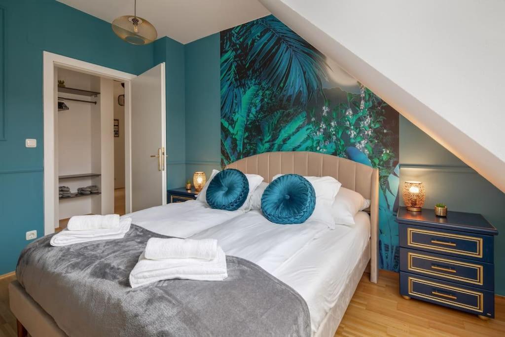 Luxury Loft View - 4 bedrooms - Gym - near Centre - Schönbrunn - Book Parking with us
