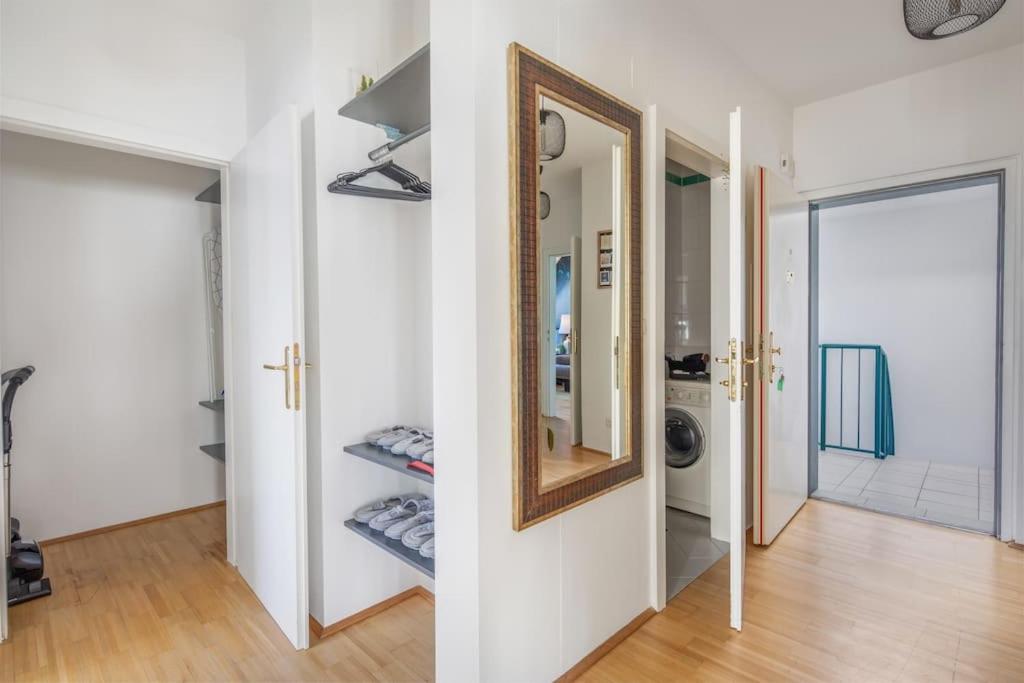 Luxury Loft View - 4 bedrooms - Gym - near Centre - Schönbrunn - Book Parking with us