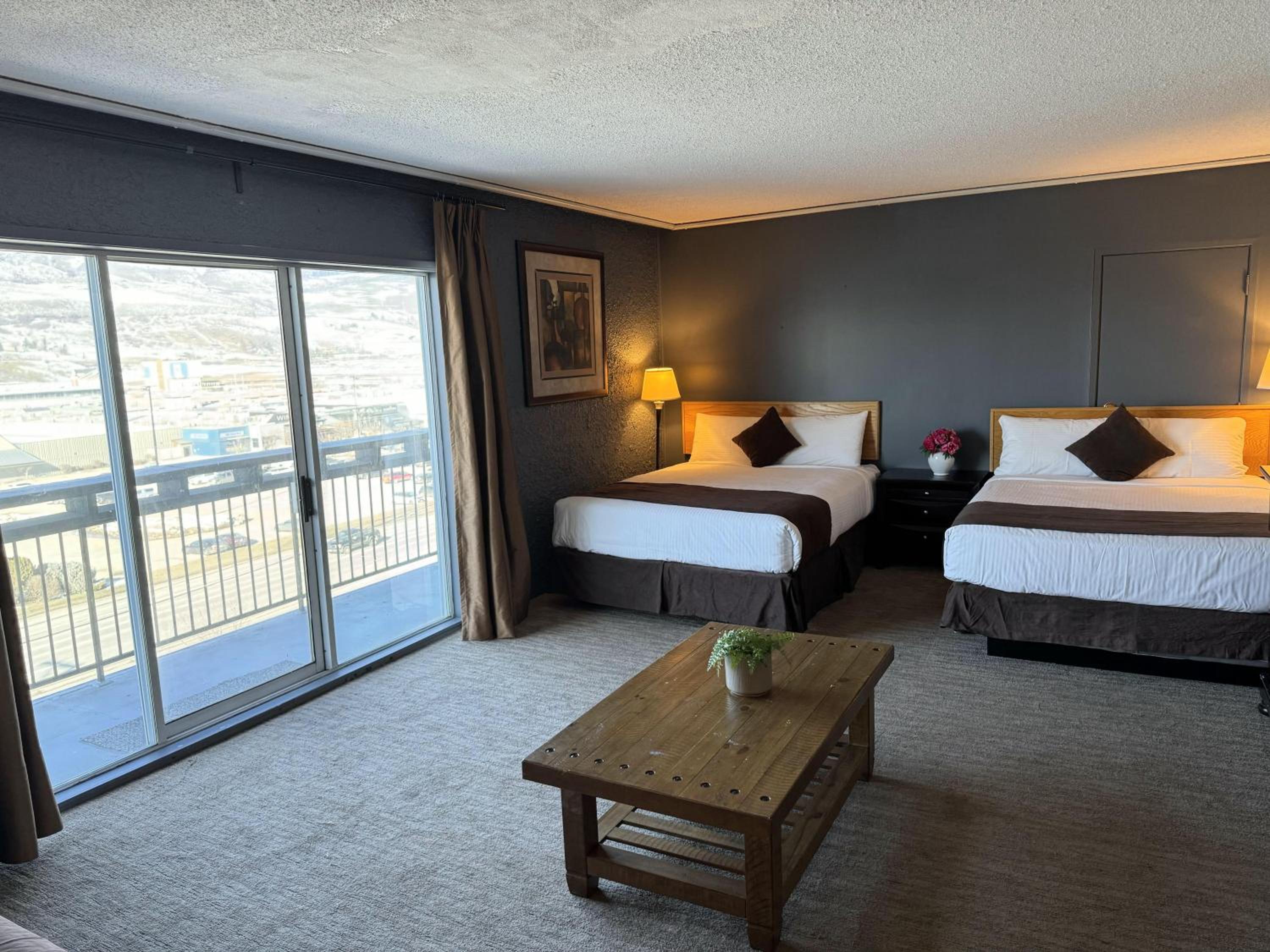 Vernon Vacations - Divya Sutra Plaza and Conference Centre, Vernon, BC - Property Image 12