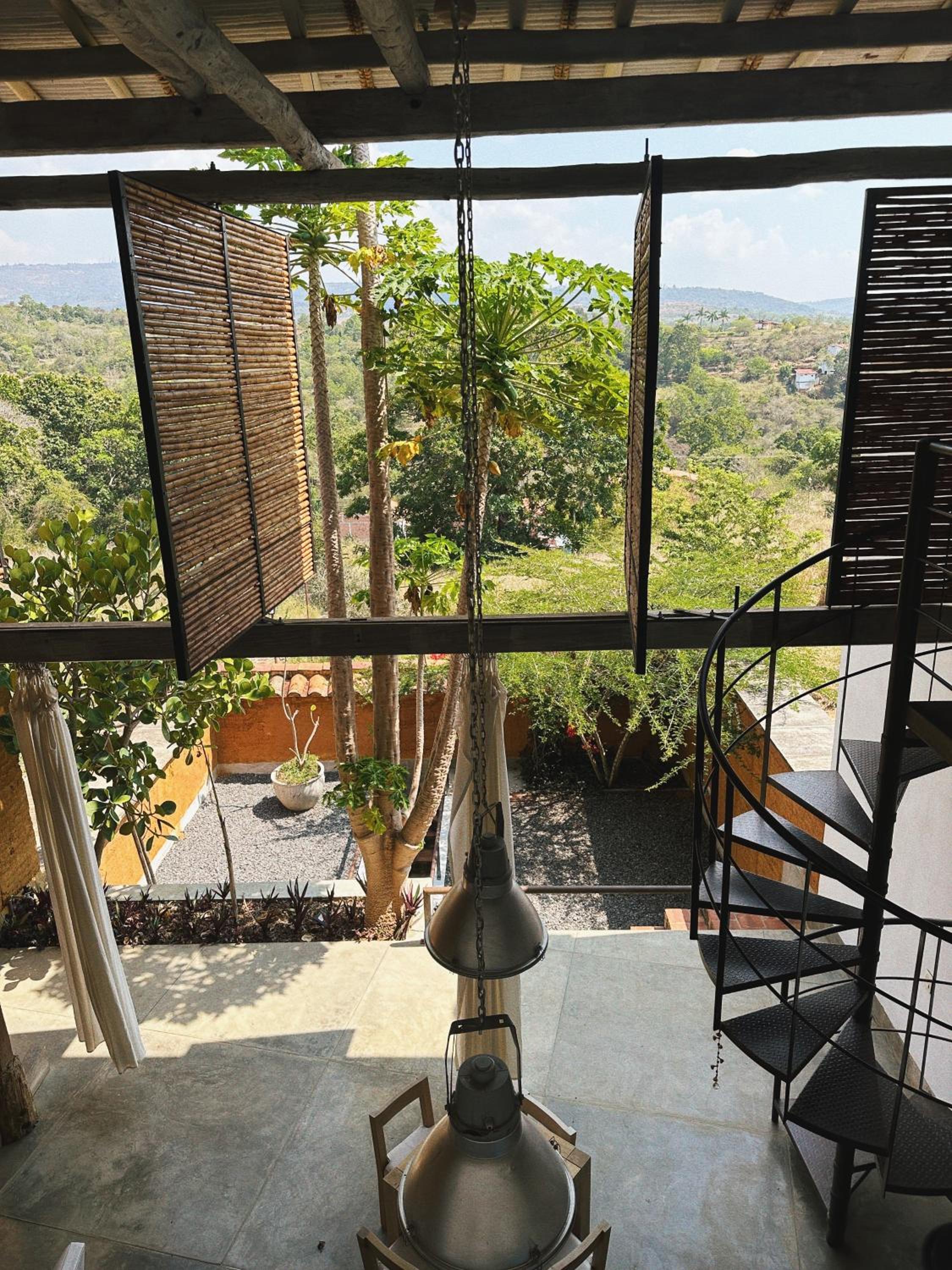 LOFT SAJA. Diseño en tapia pisada contemporáneo