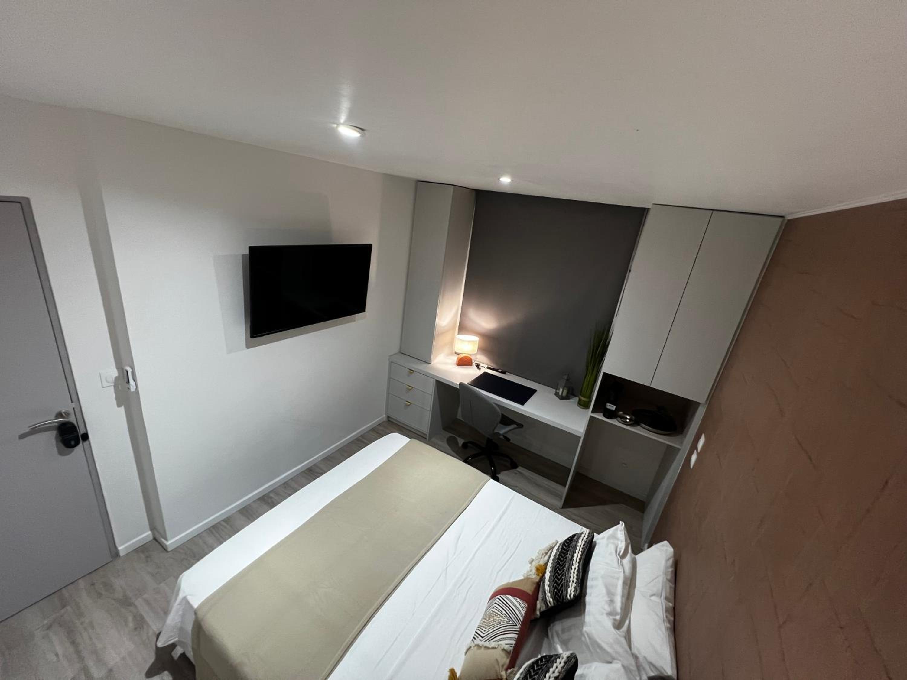 hotel room