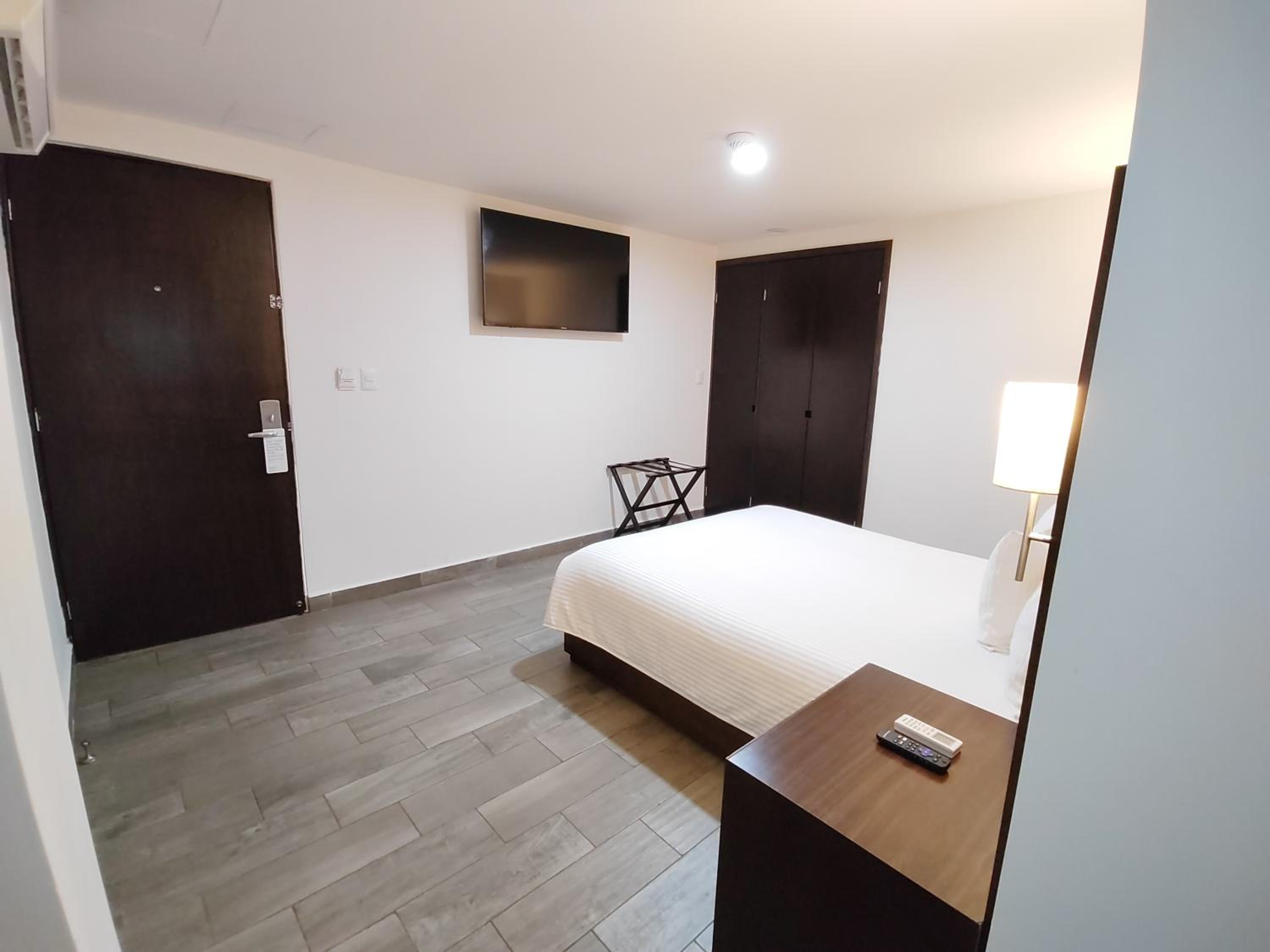 Tampico Vacations - Ramada by Wyndham Tampico Centro - Property Image 9