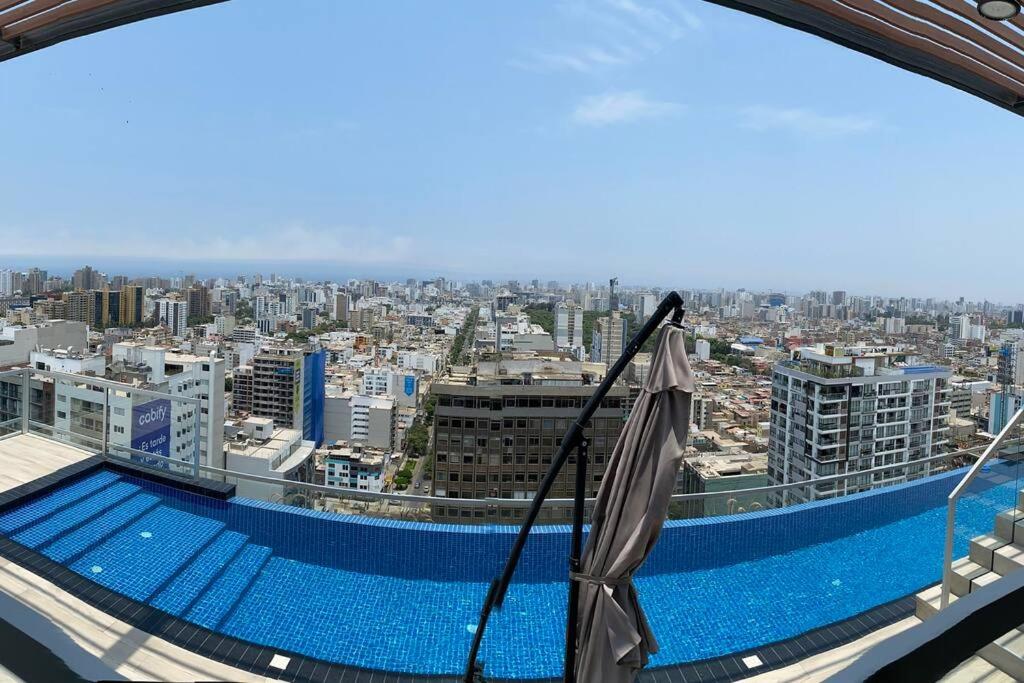 Departamento con GYM, Piscina, Bbq, Bar lounge view 4