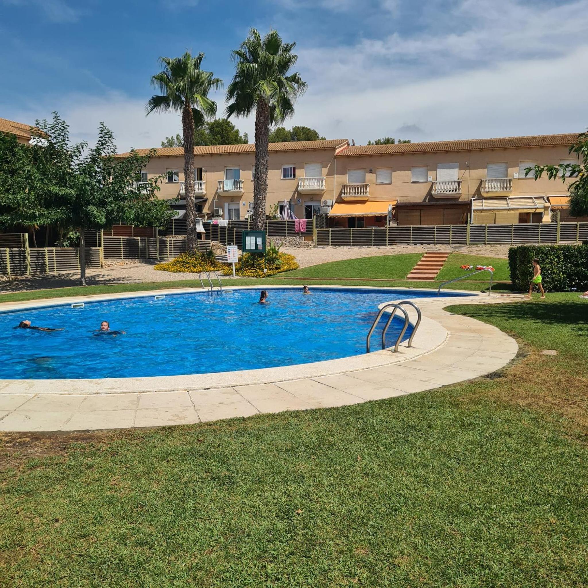 Adosada, Piscina, Família y Vacaciones