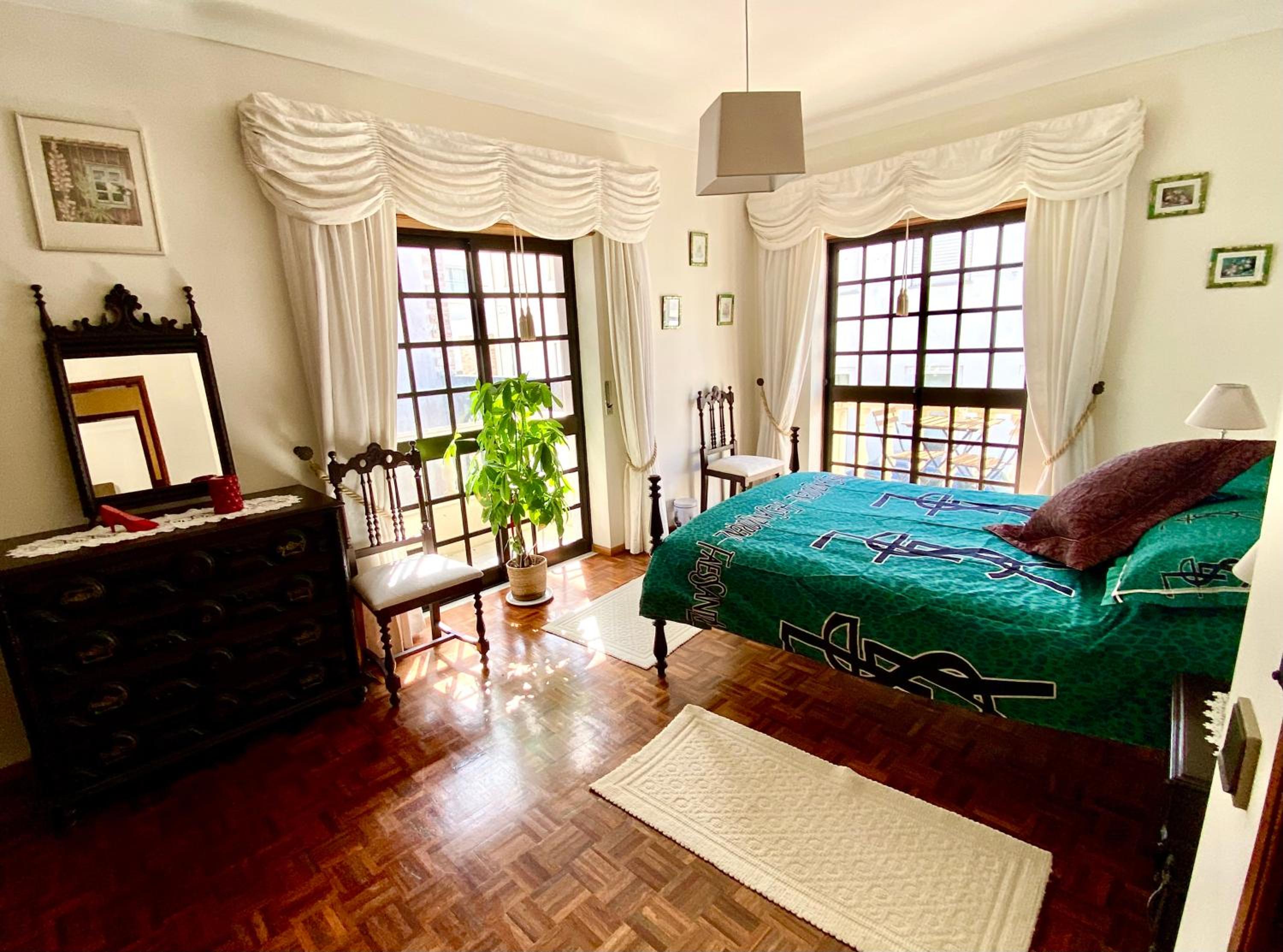 Spray B&B Sitio in Nazare, European style view 5