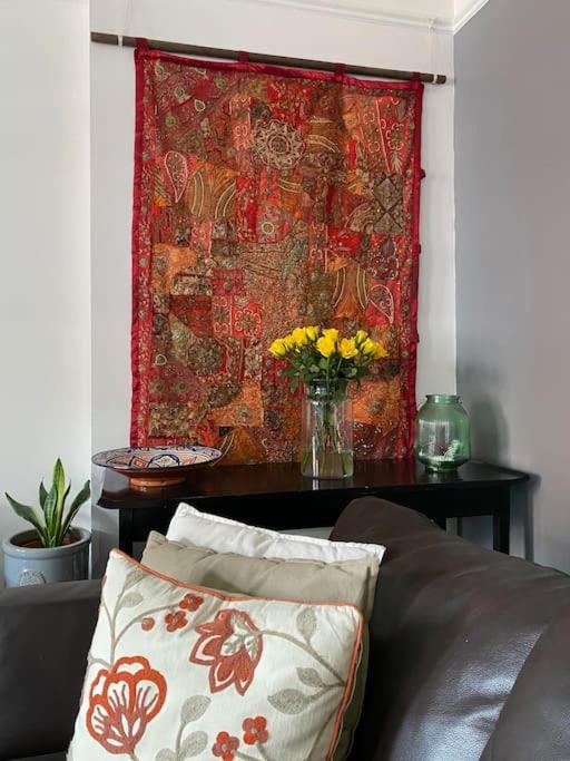 Spacious Flat in West Kensington