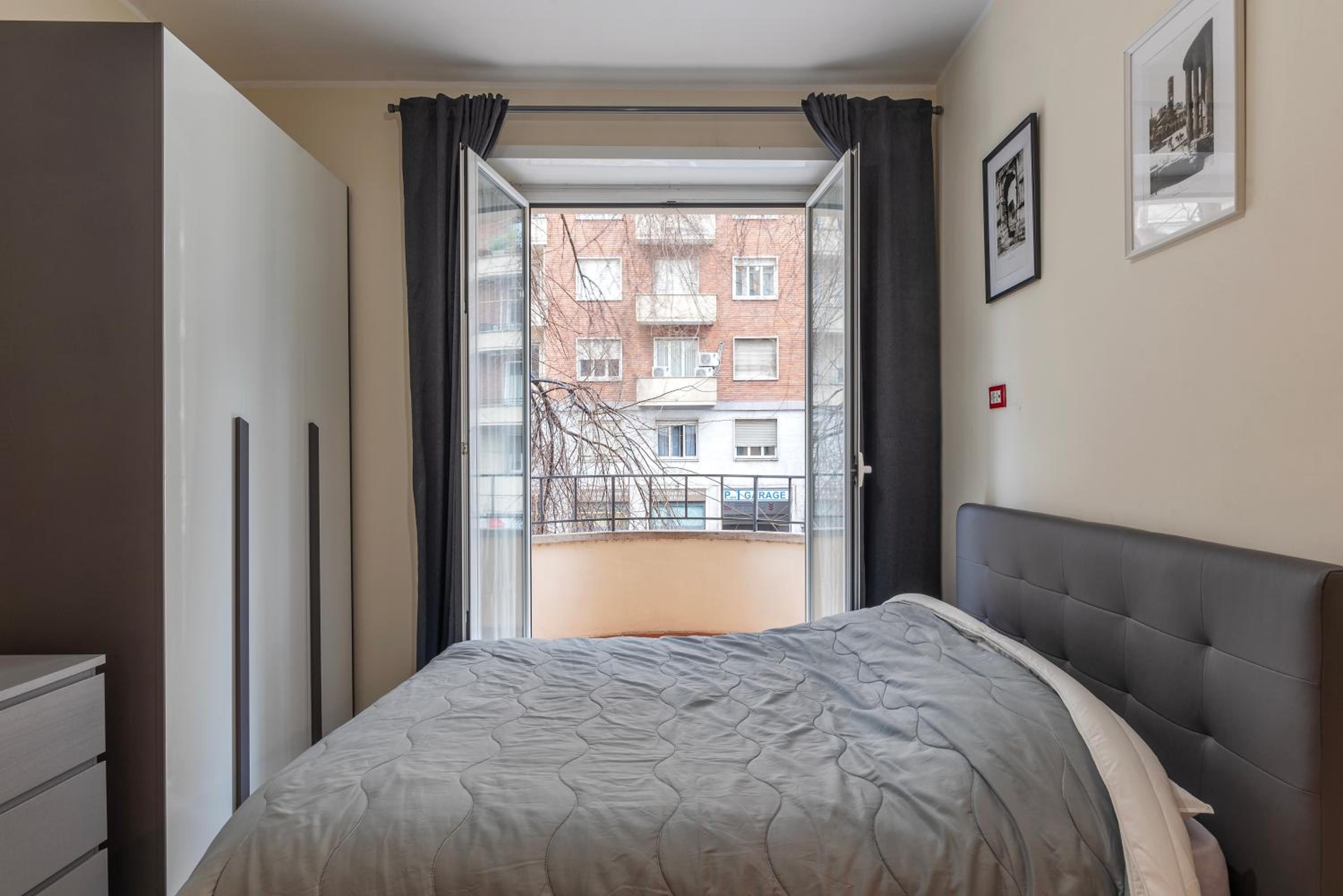 GuestHost - Piazzale delle Provincie Apartment